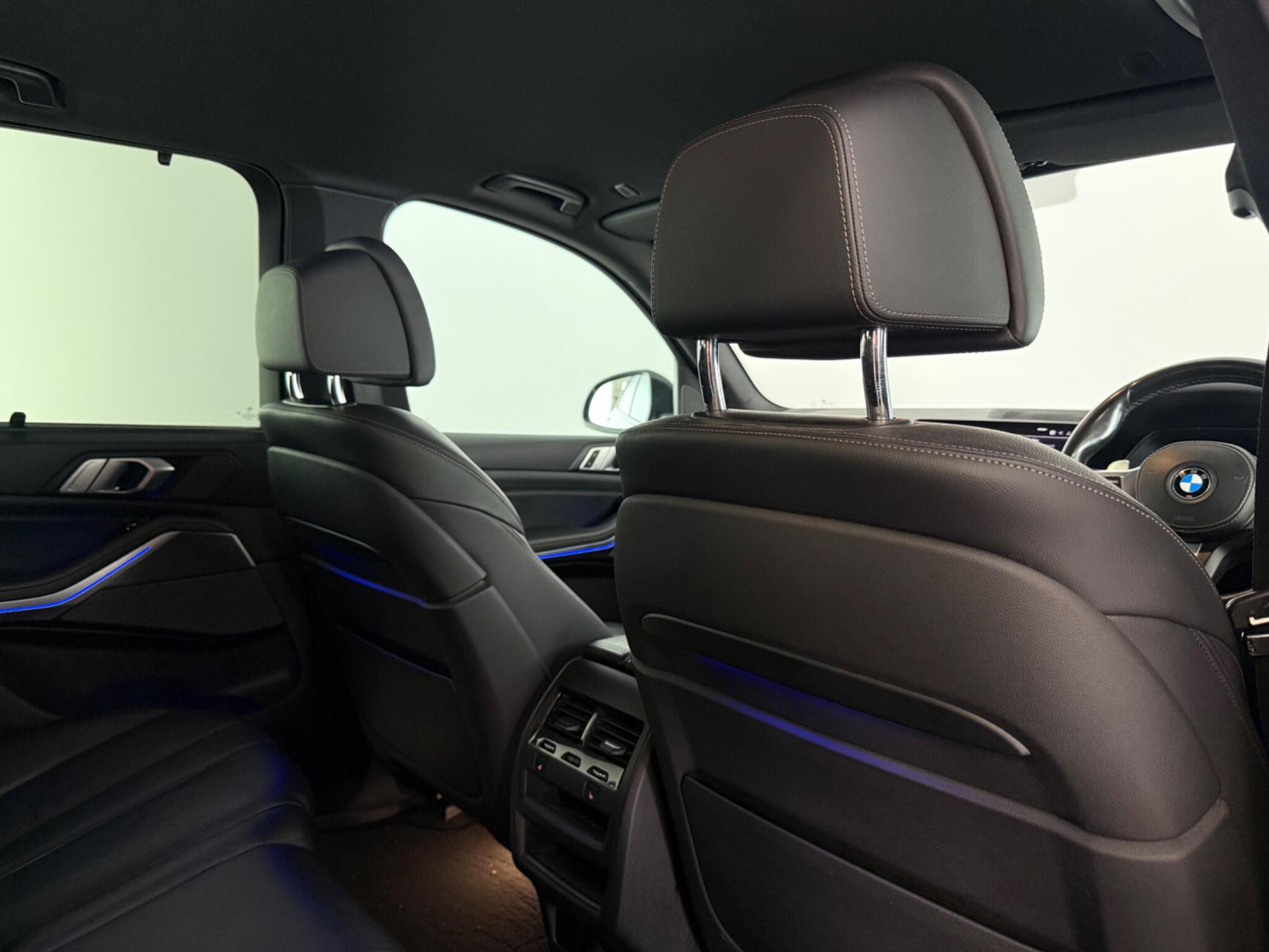 BMW X5 view 43
