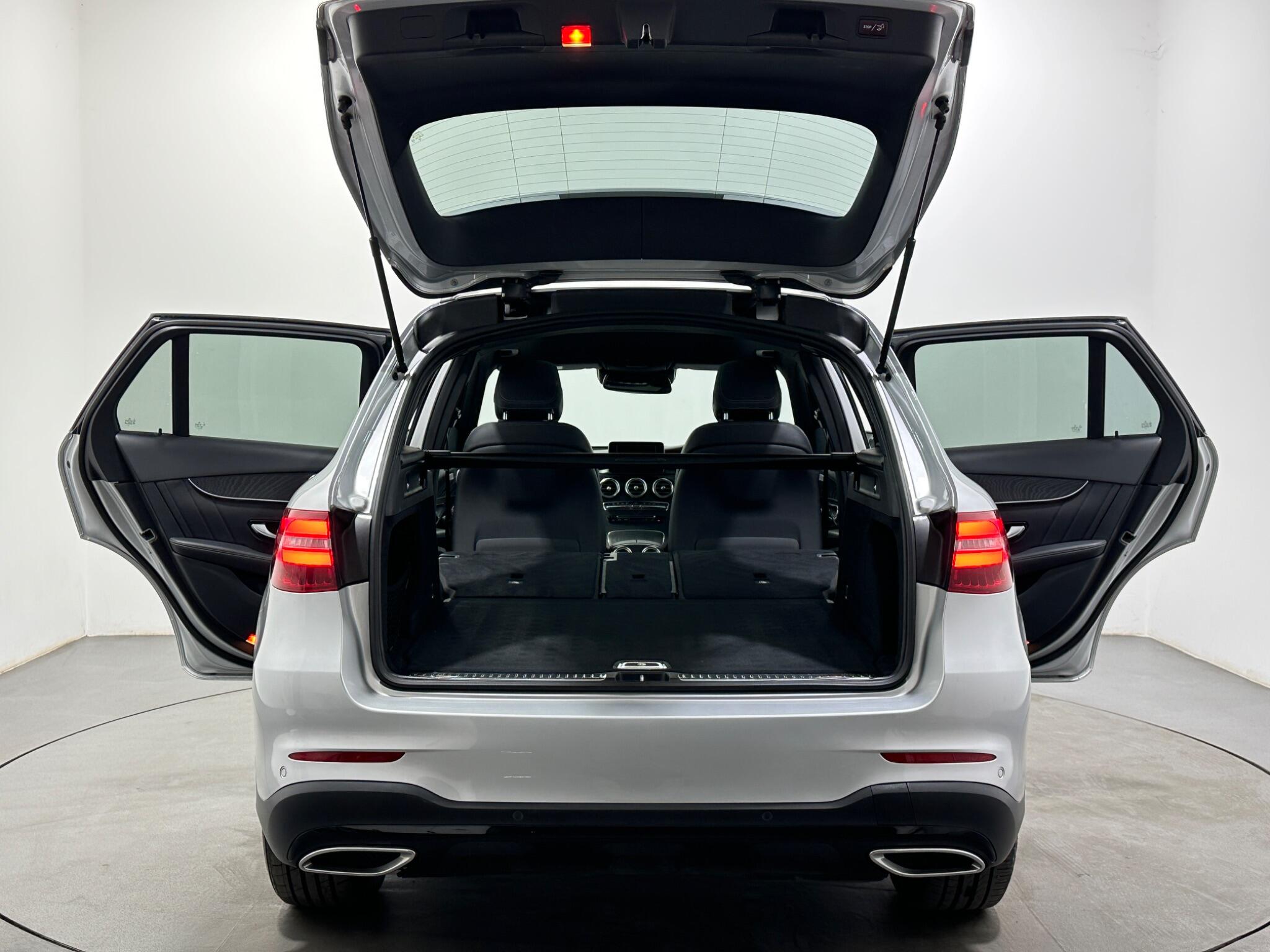 Mercedes-Benz GLC view 45