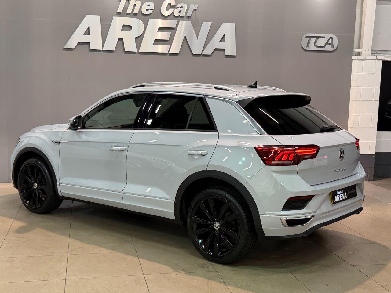 Volkswagen T-Roc view 4