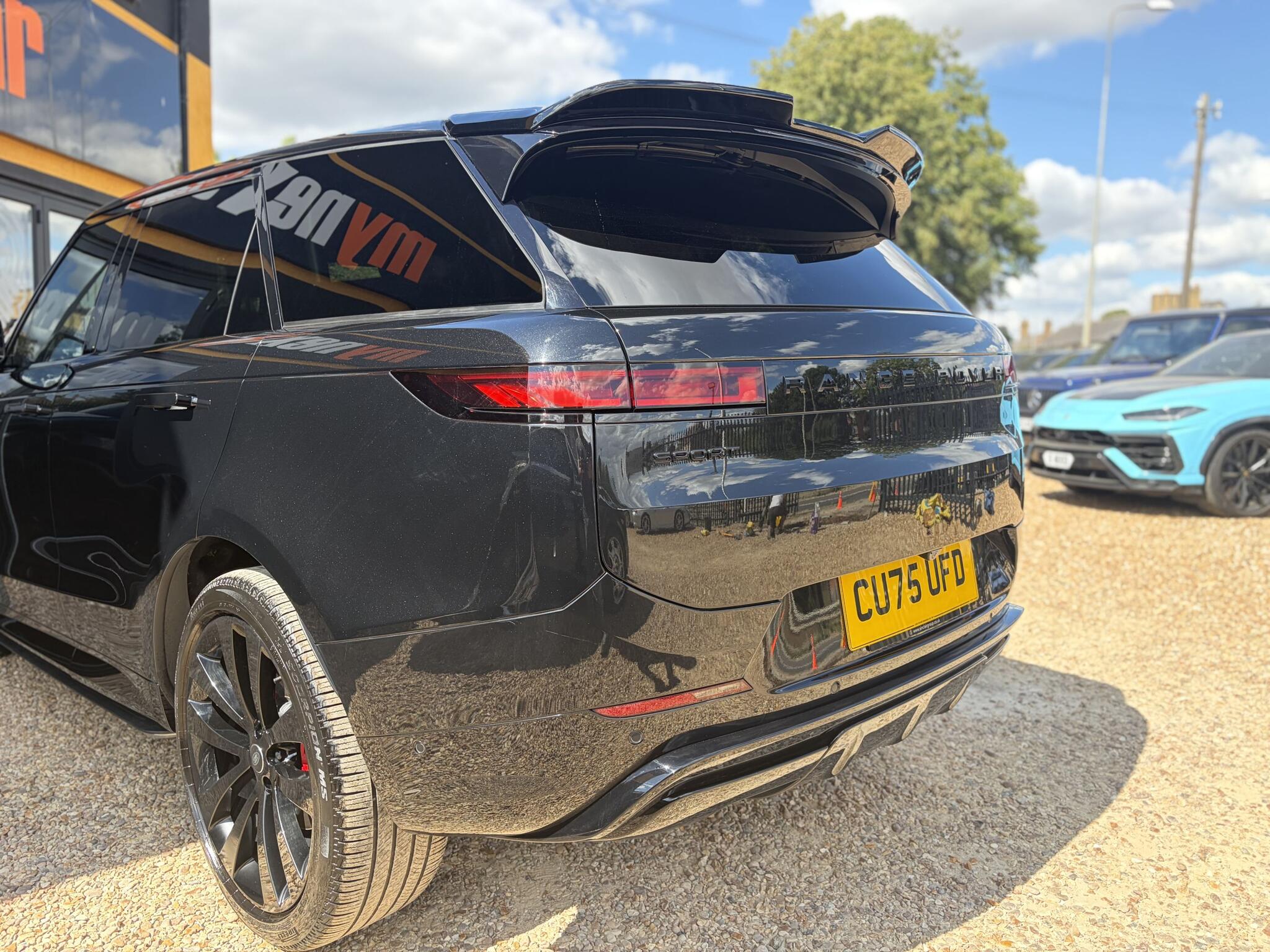 Land Rover Range Rover Sport view 10