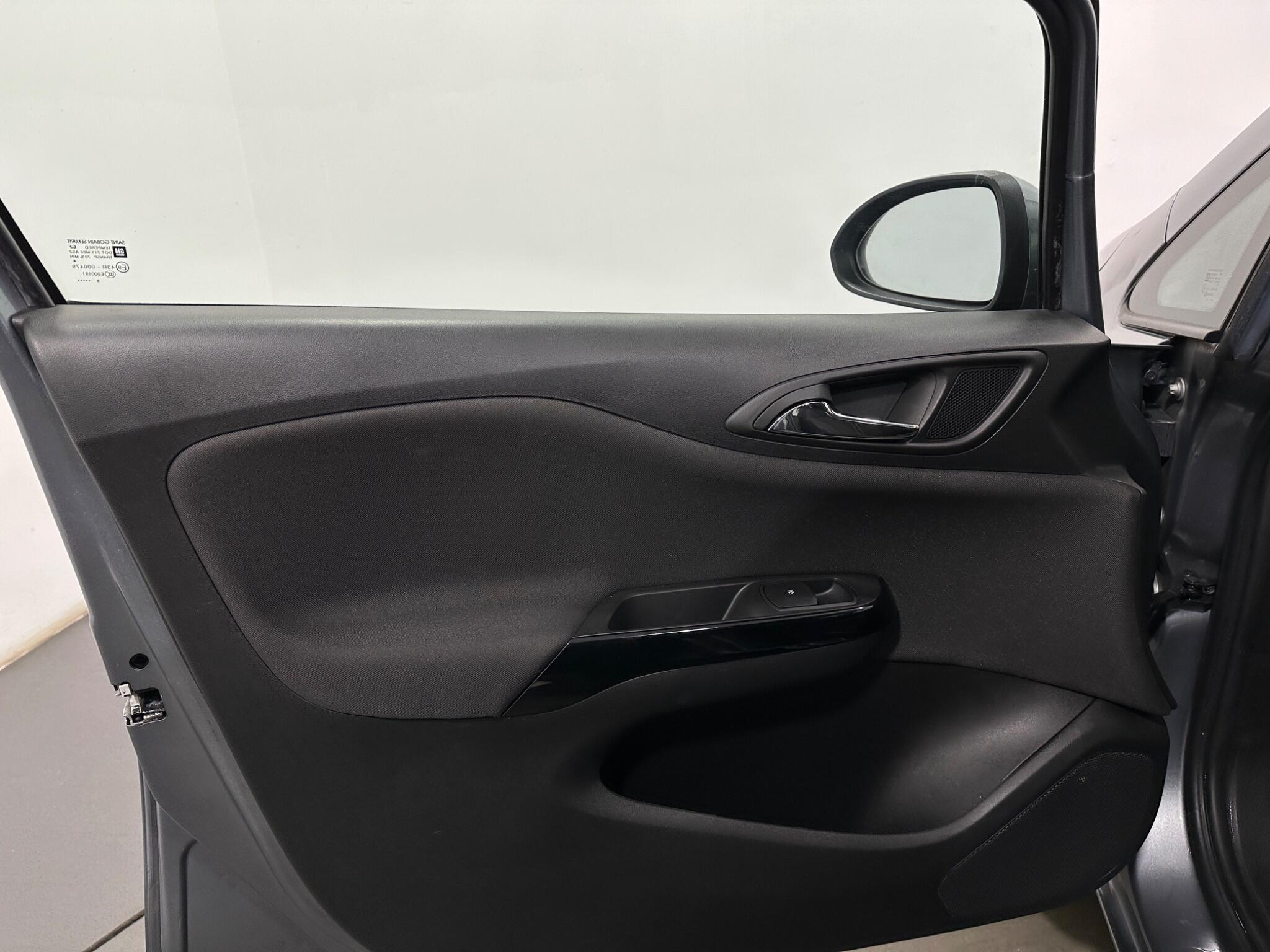 Vauxhall Corsa view 35