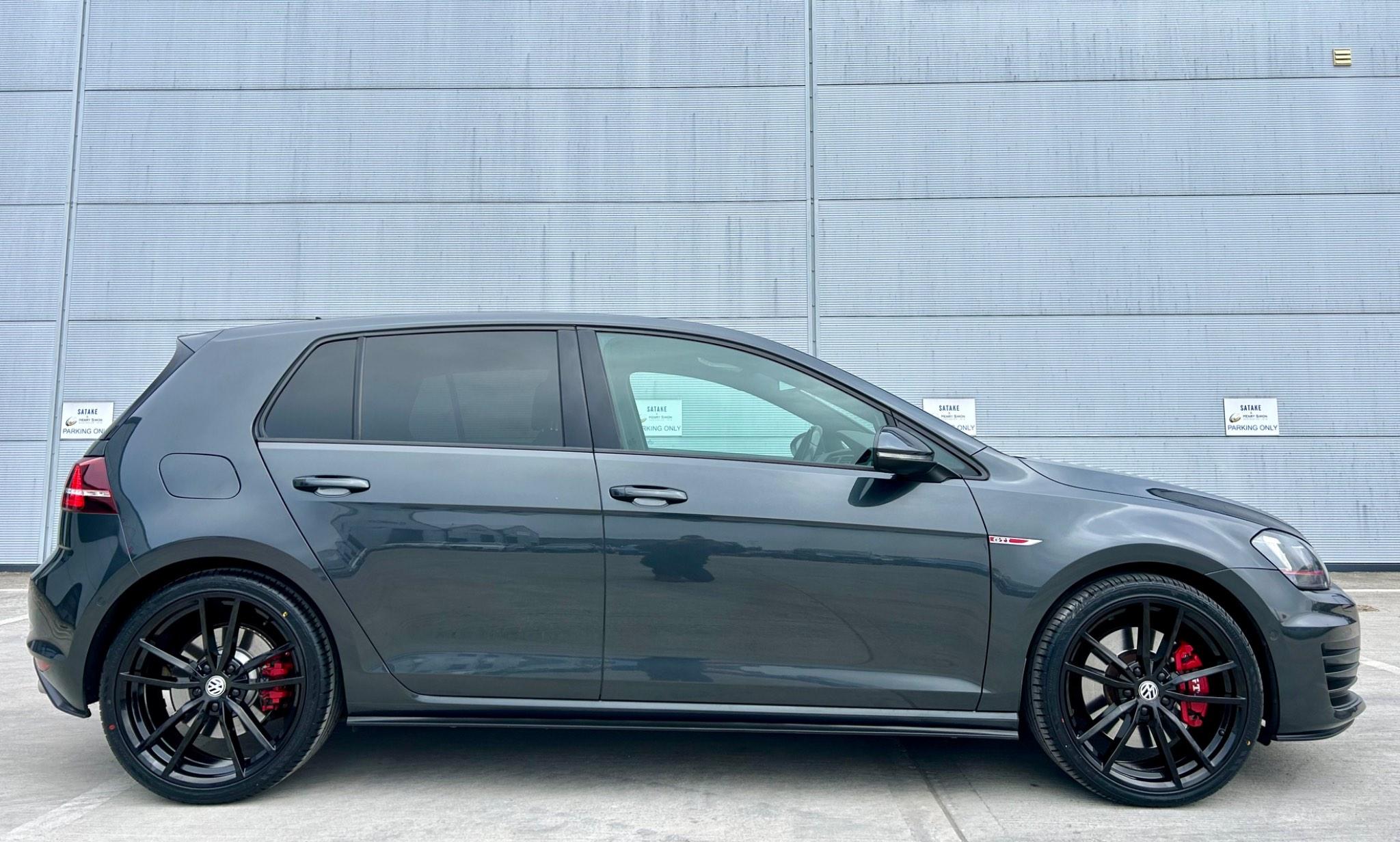 Volkswagen Golf view 7