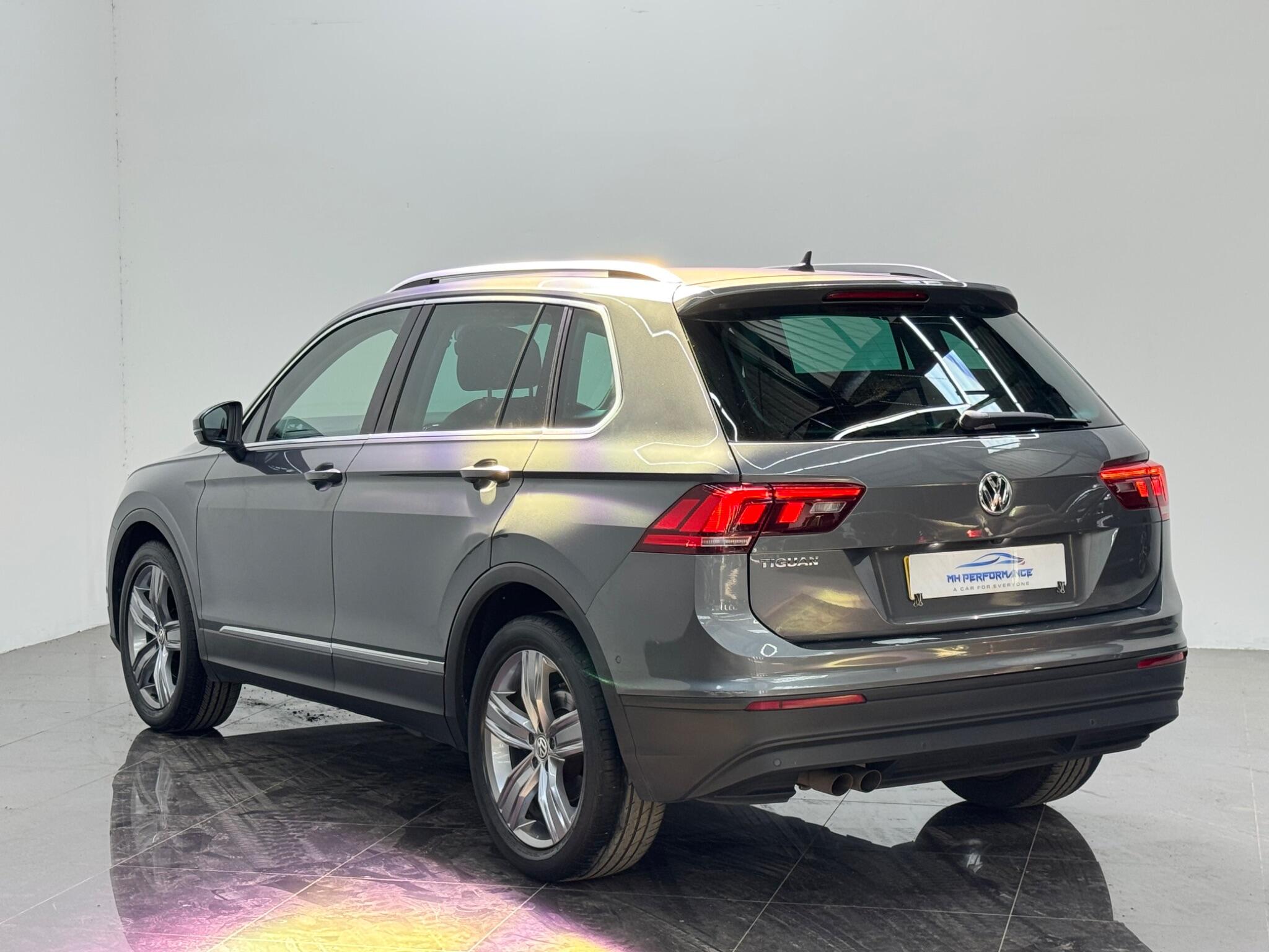 Volkswagen Tiguan view 65
