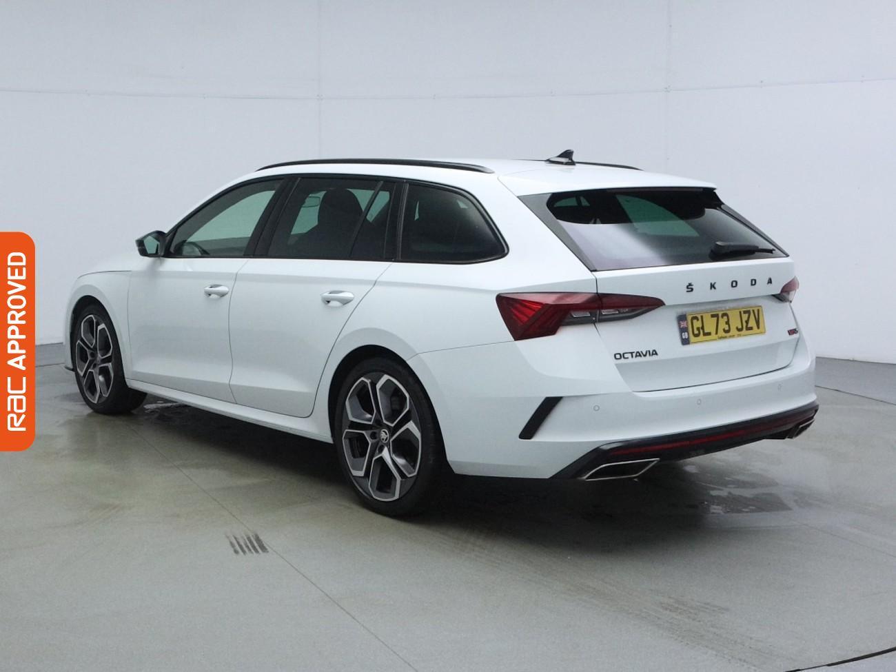 Skoda Octavia view 4