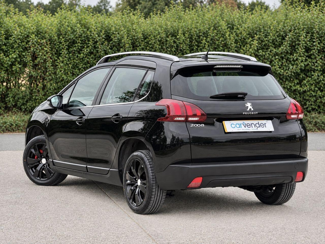 Peugeot 2008 view 4