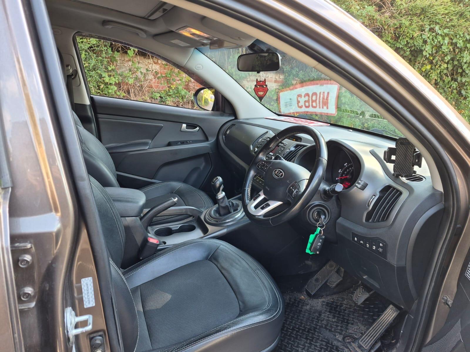 Kia Sportage view 2
