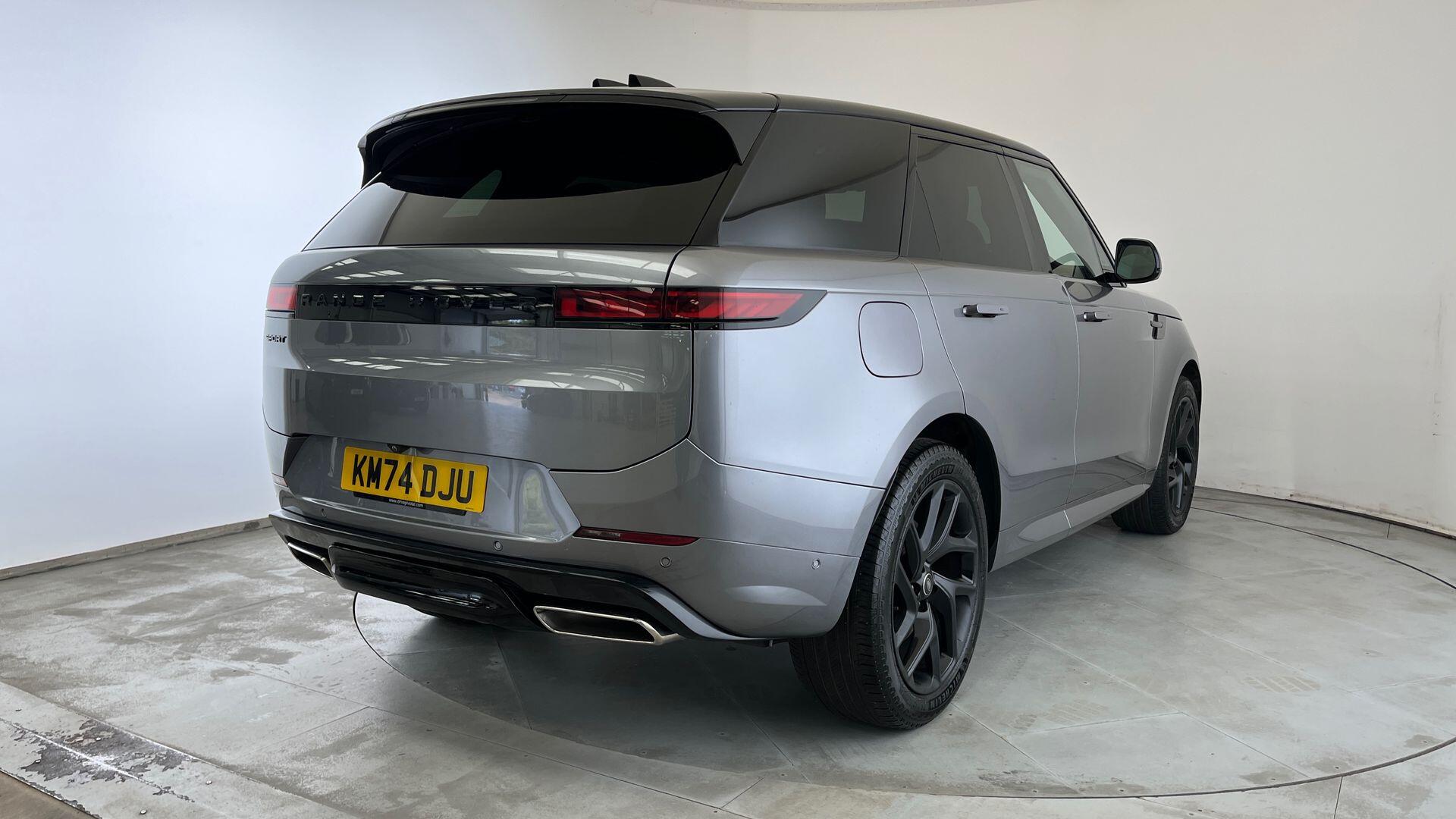 Land Rover Range Rover Sport view 32