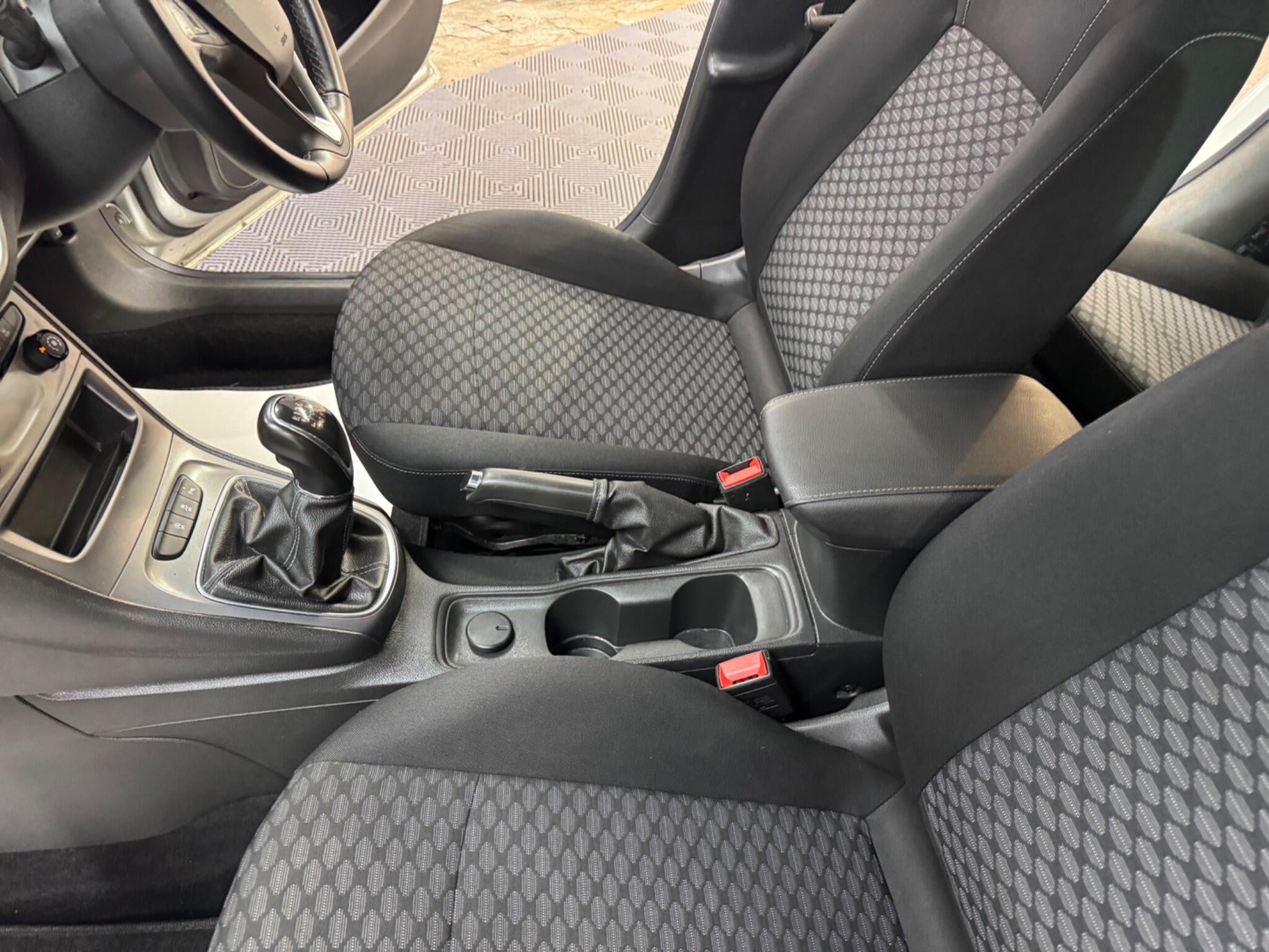 Vauxhall Astra view 42
