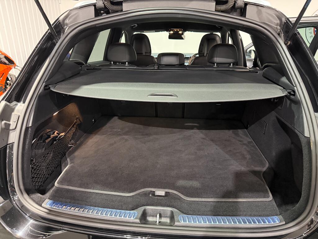 Mercedes-Benz GLC view 17