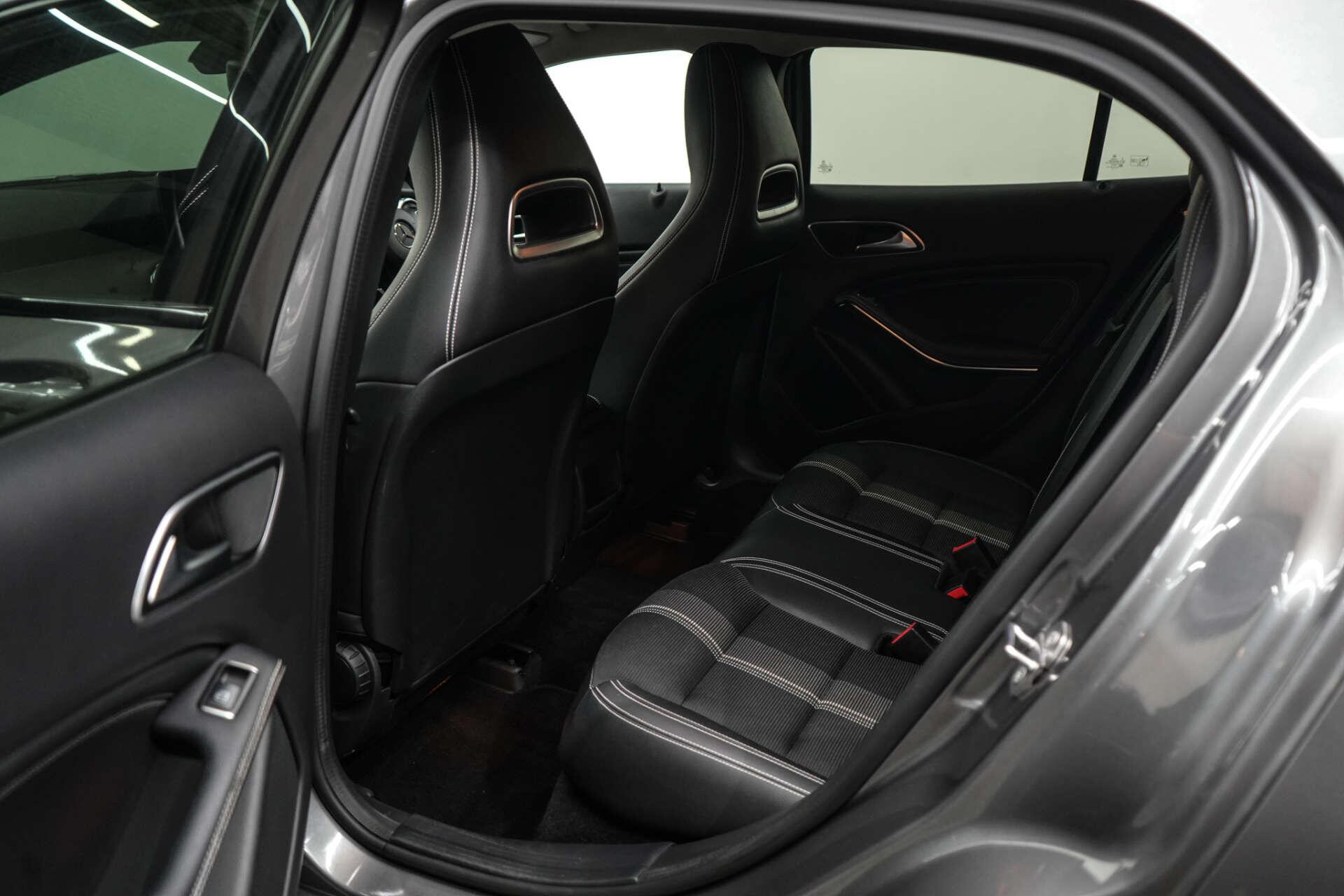 Mercedes-Benz Gla view 19