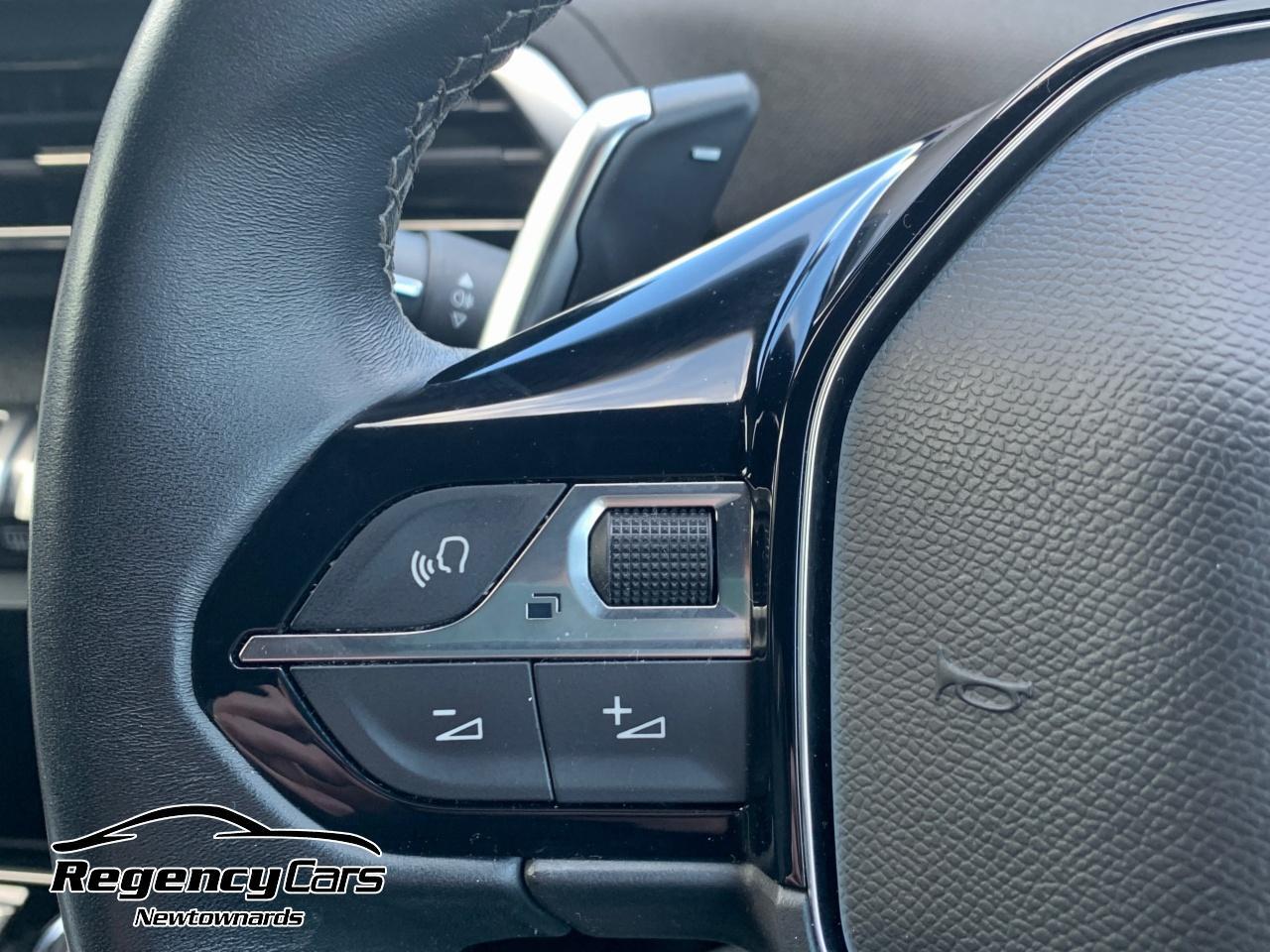 Peugeot 5008 view 17