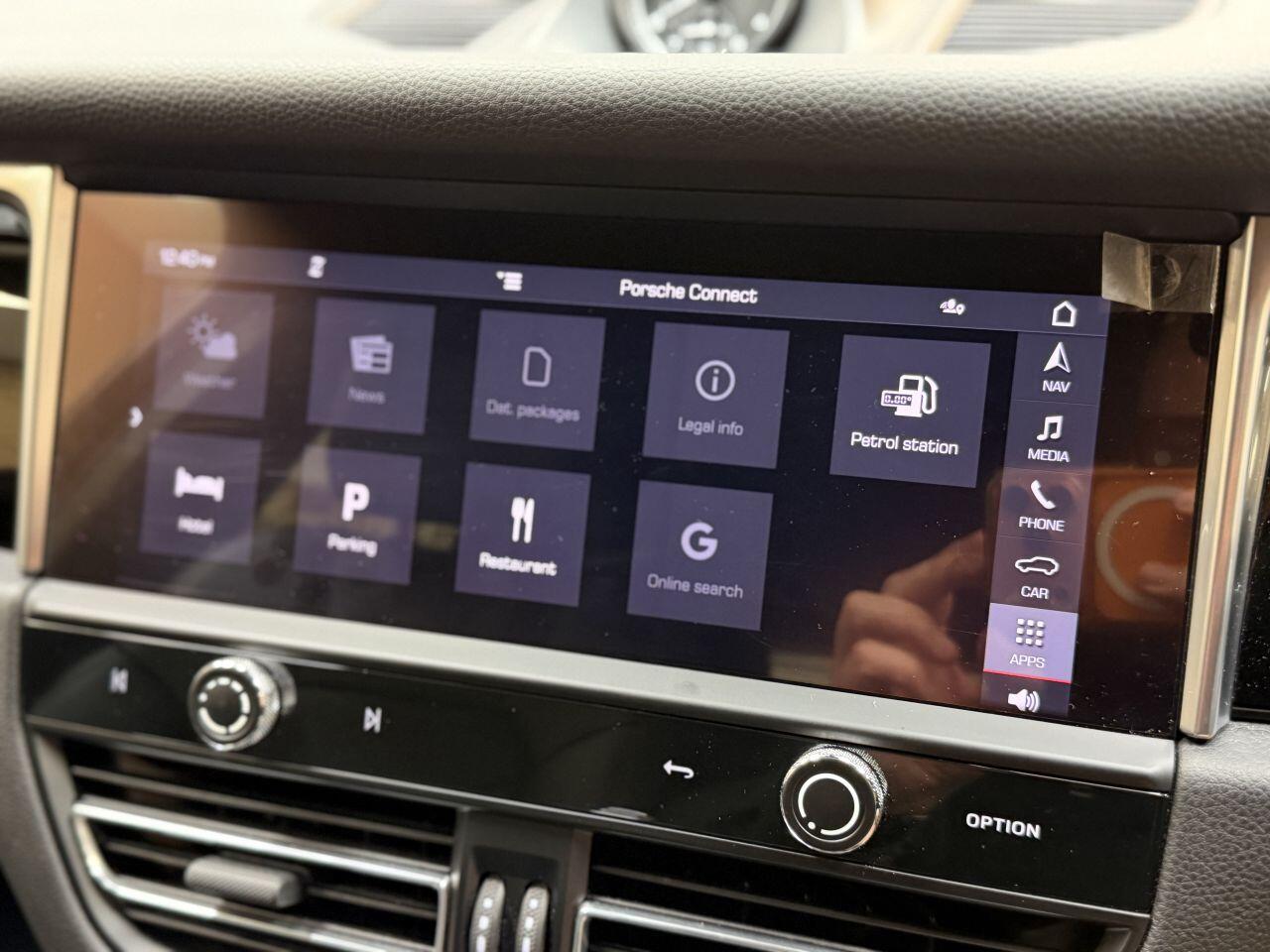 Porsche Macan view 47
