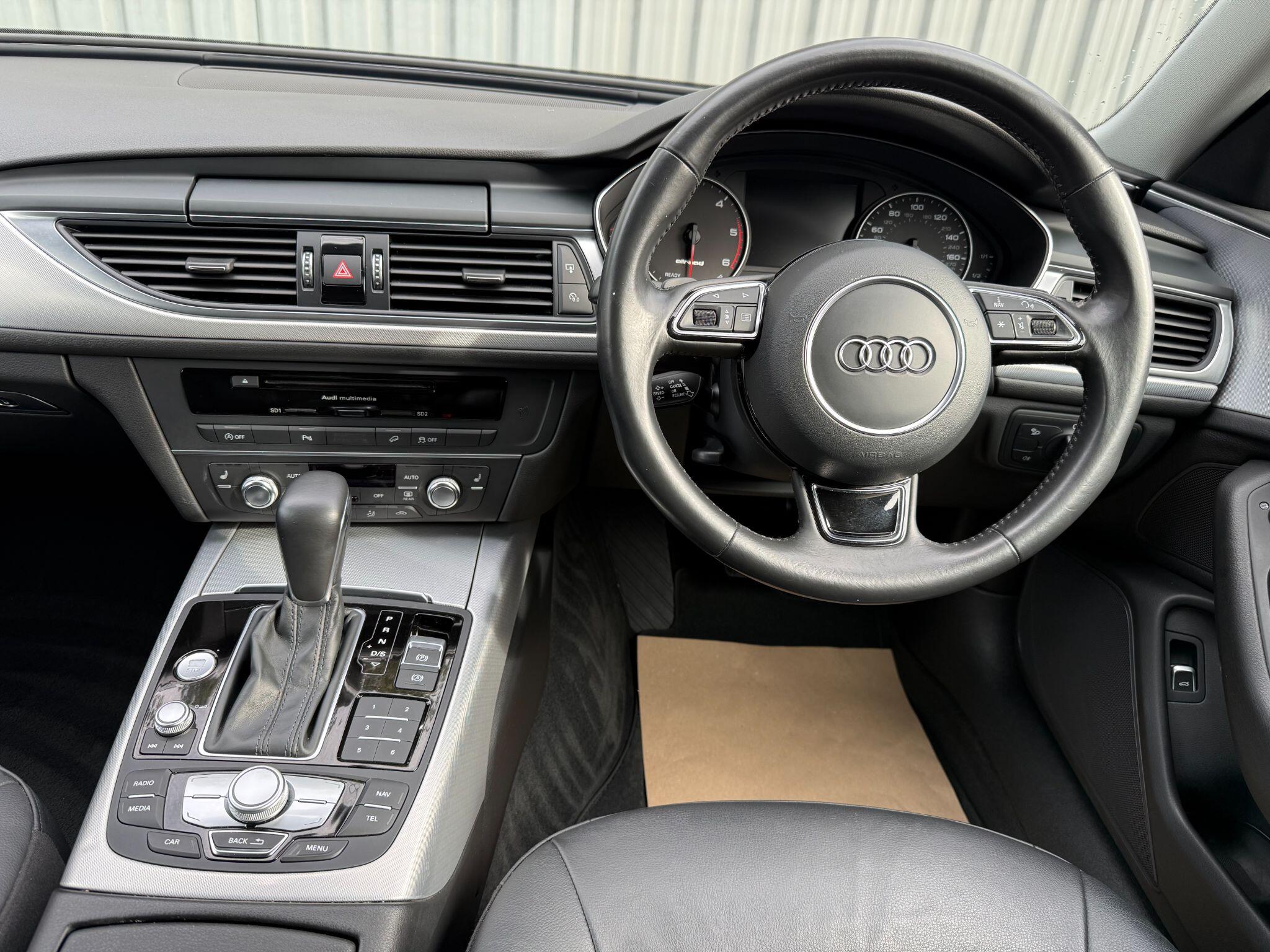 Audi A6 view 23