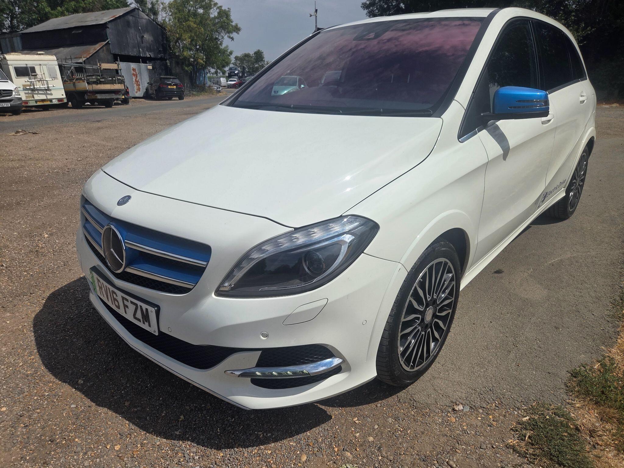 Mercedes-Benz B-Class view 5
