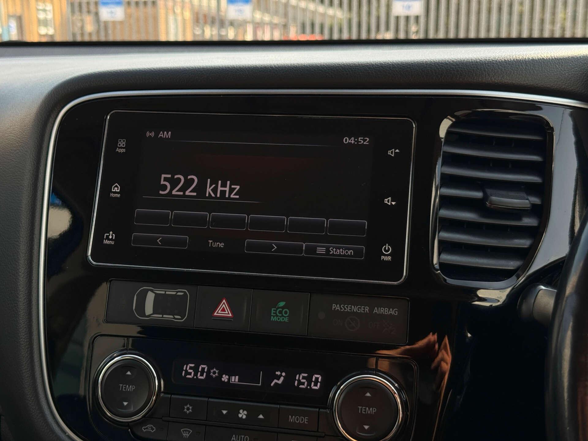 Mitsubishi Outlander view 71