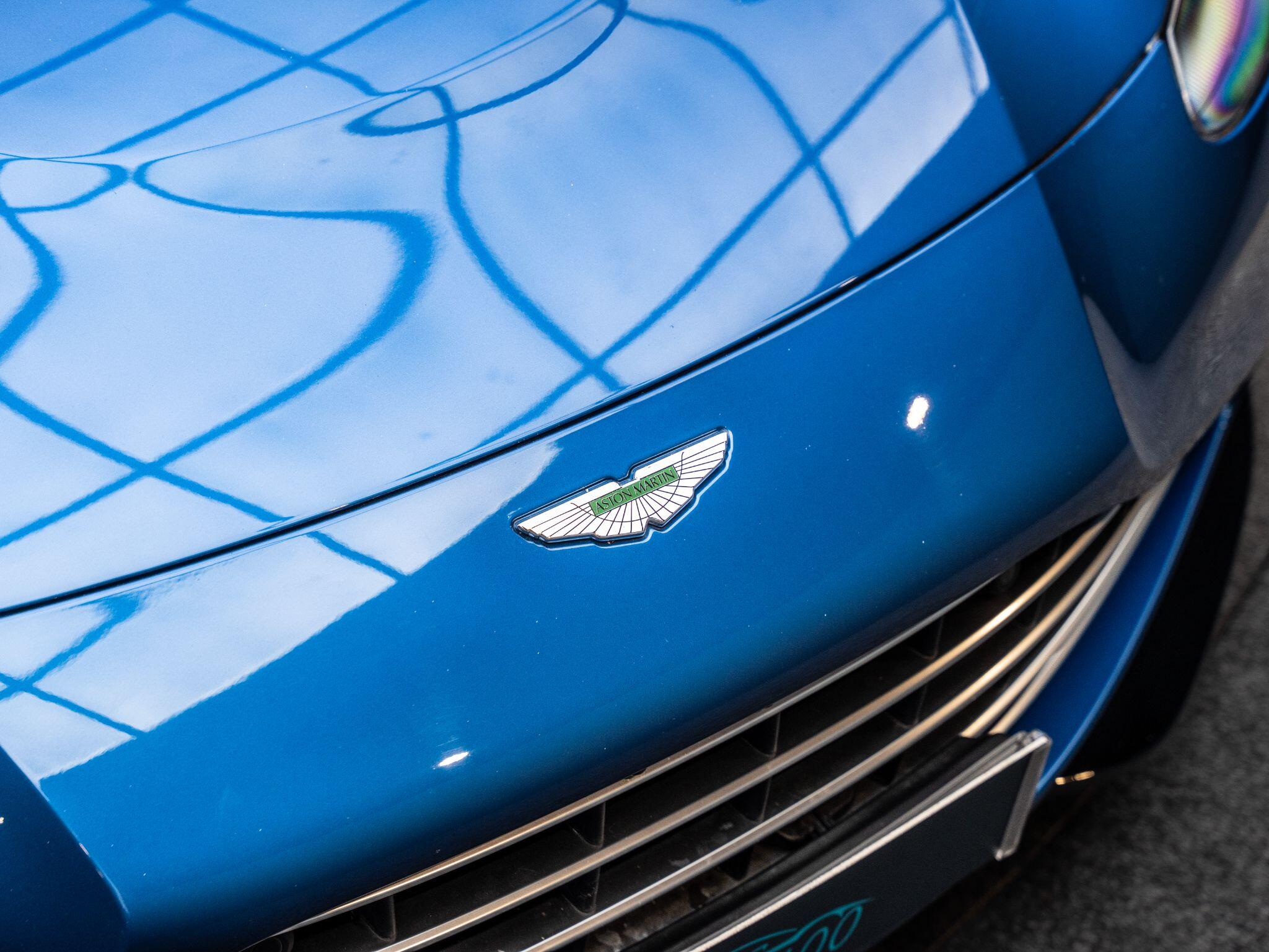 Aston Martin Vantage view 29