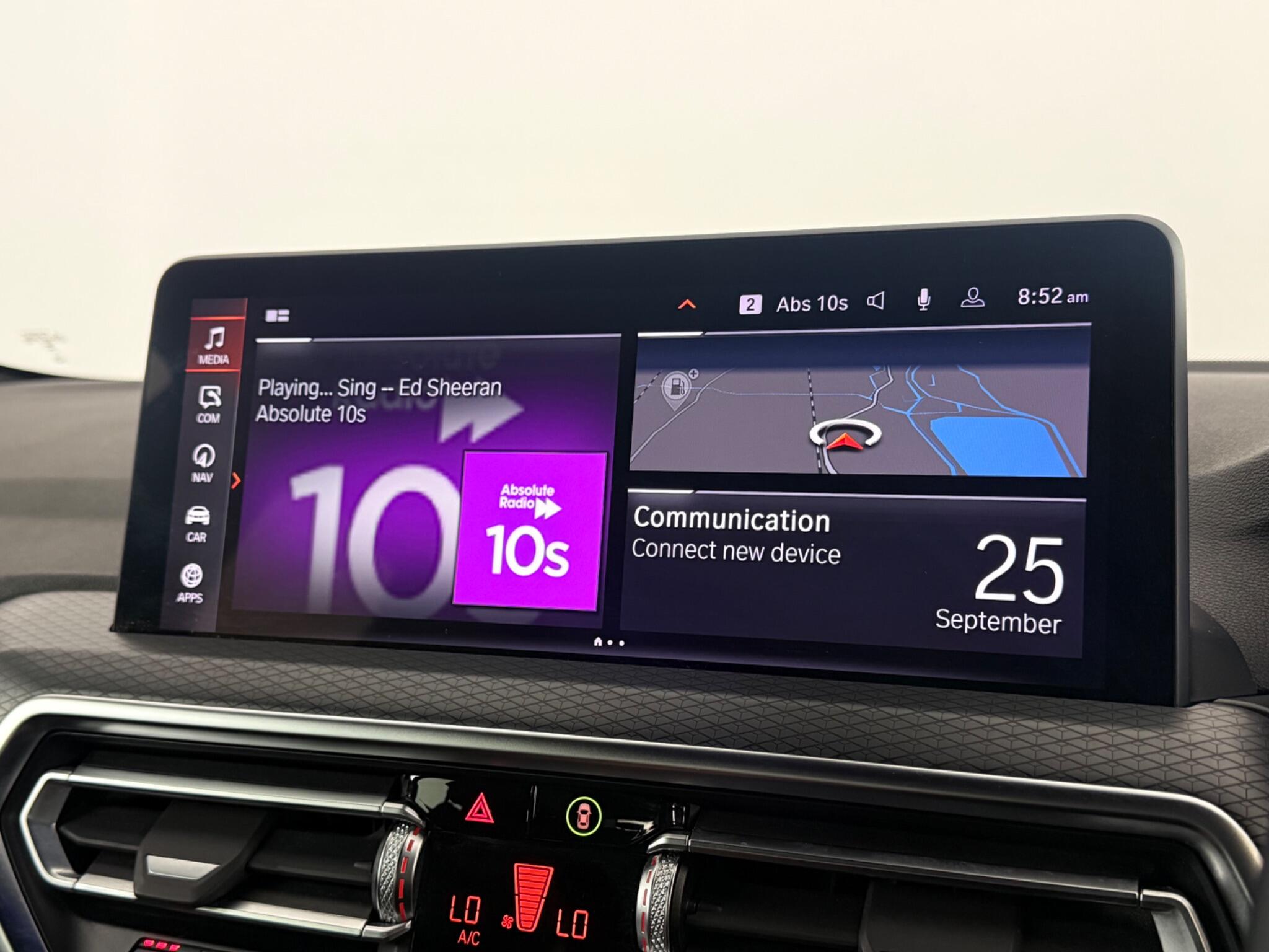 BMW X4 view 25