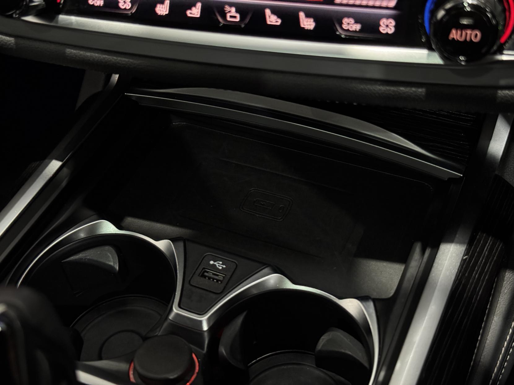 BMW 7 Series view 45