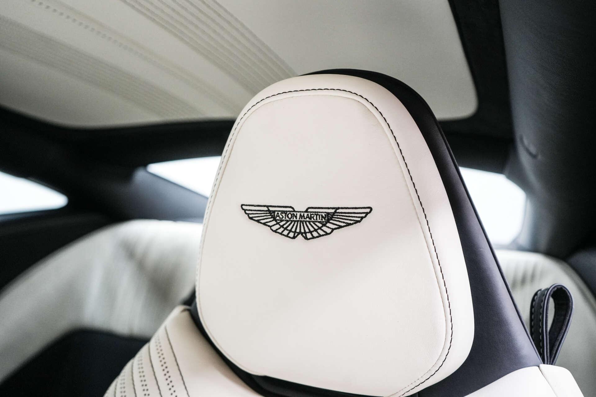 Aston Martin DB11 view 21