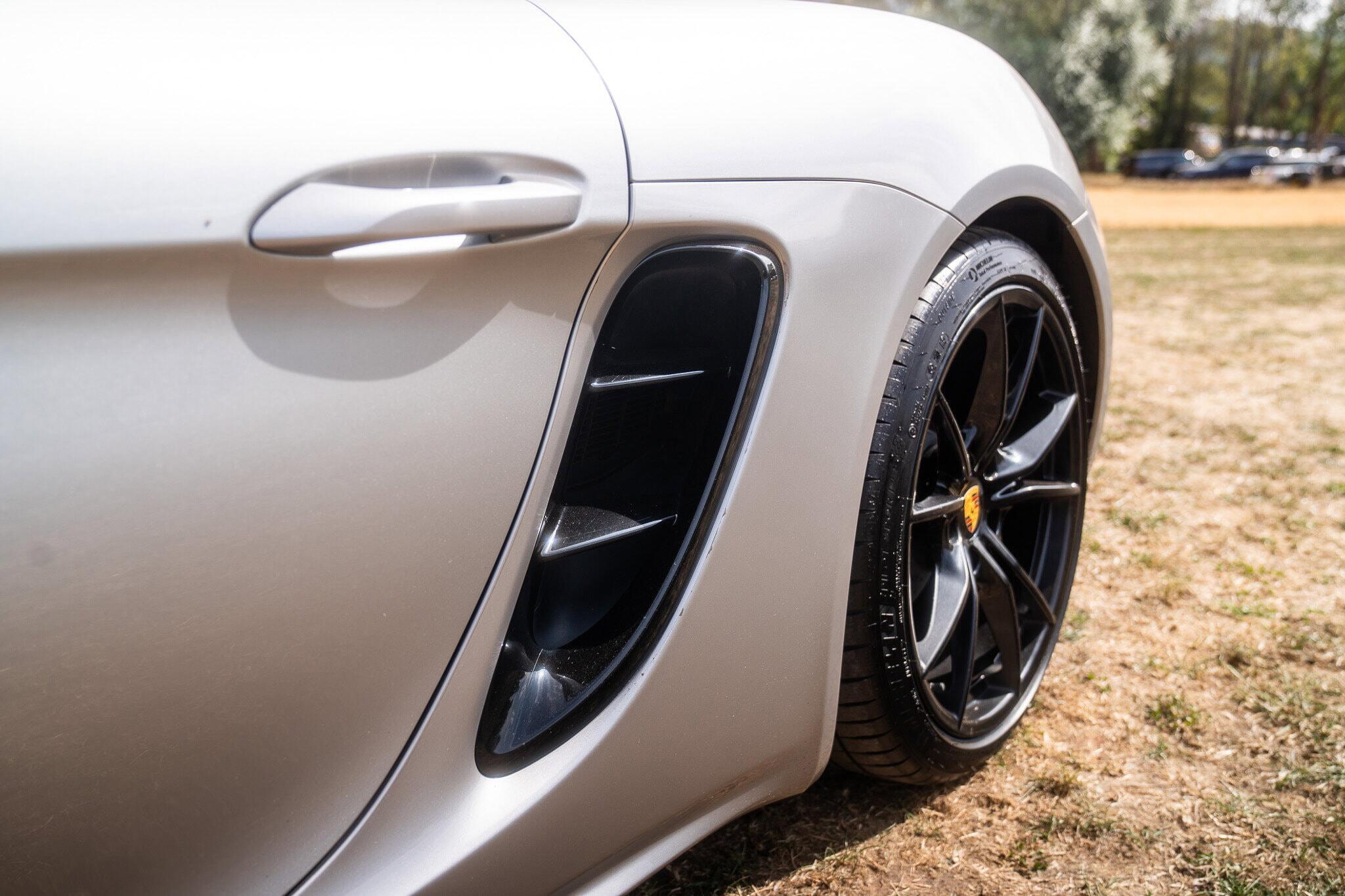 Porsche 718 Boxster view 16