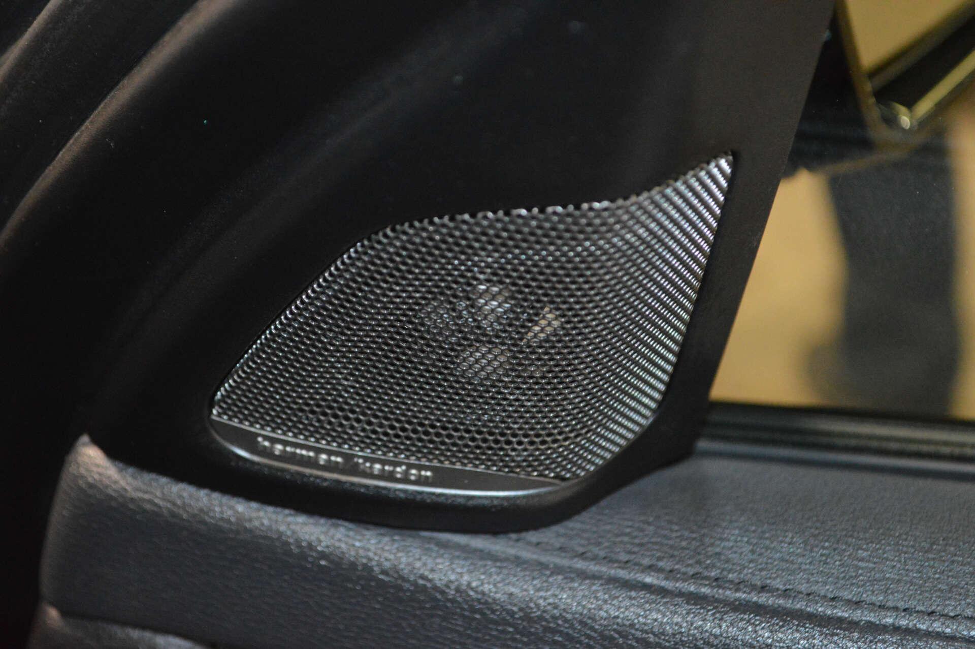 BMW X6 view 35