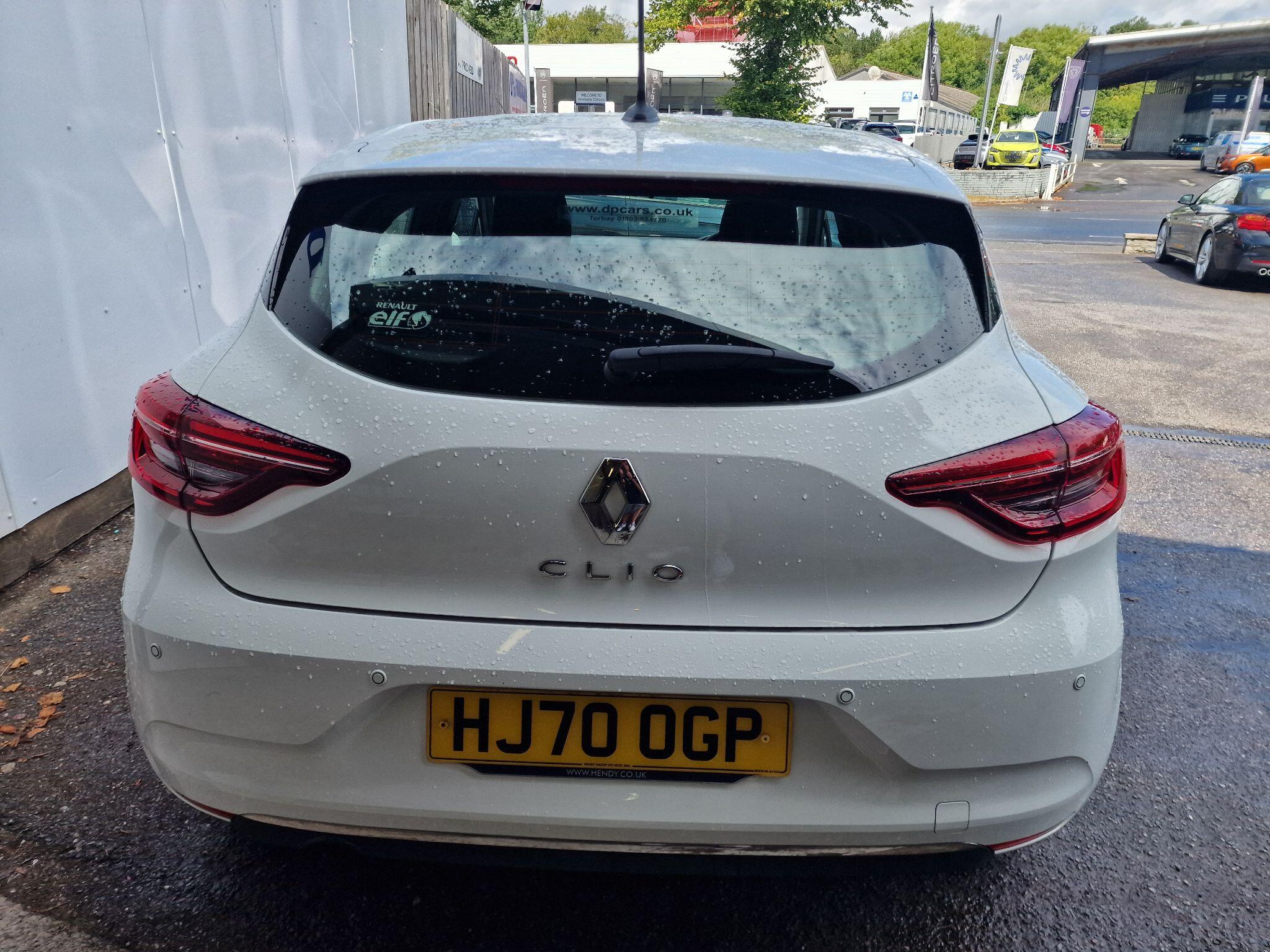 Renault Clio view 33