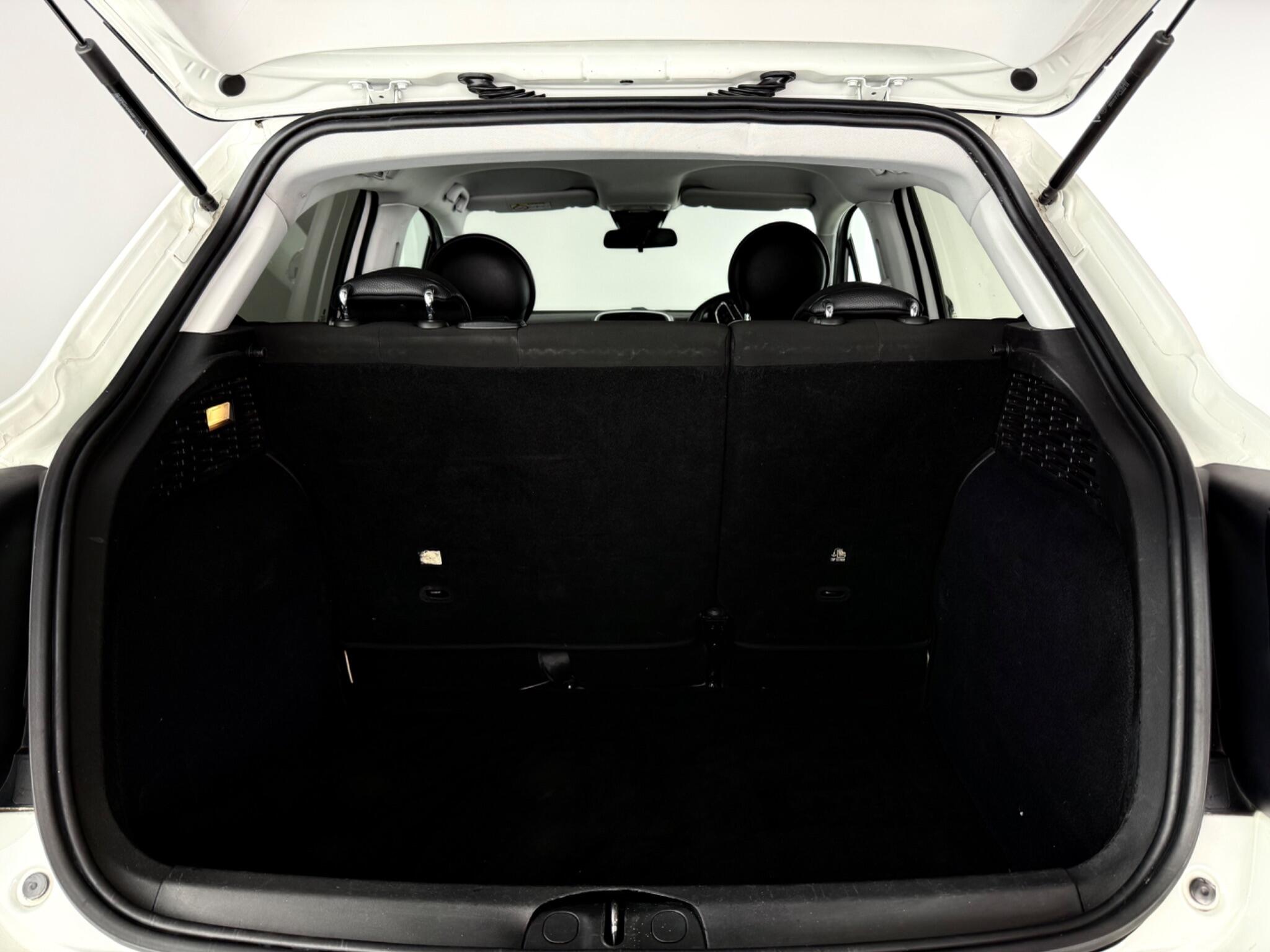 Fiat 500X view 12