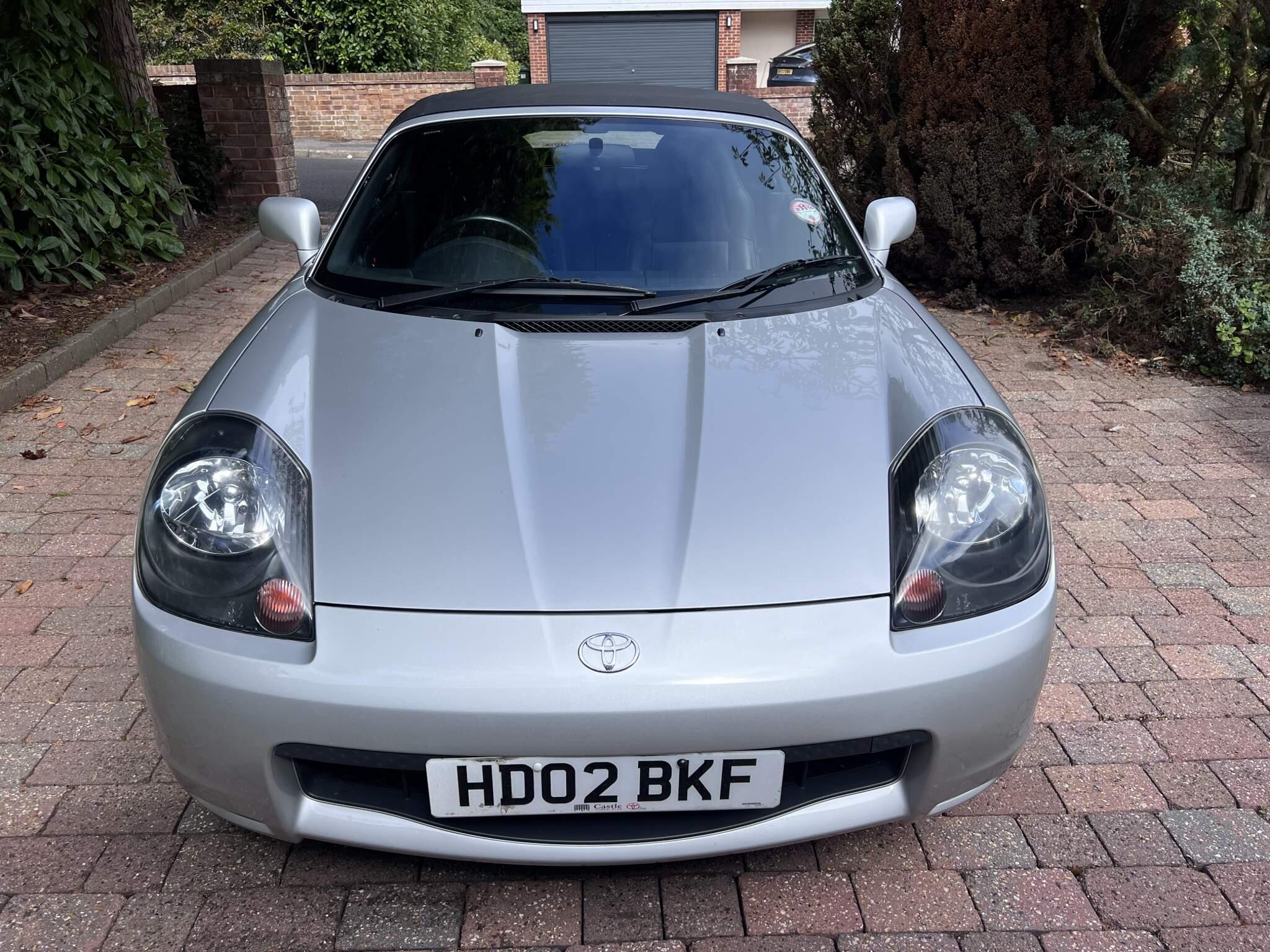 Toyota MR2