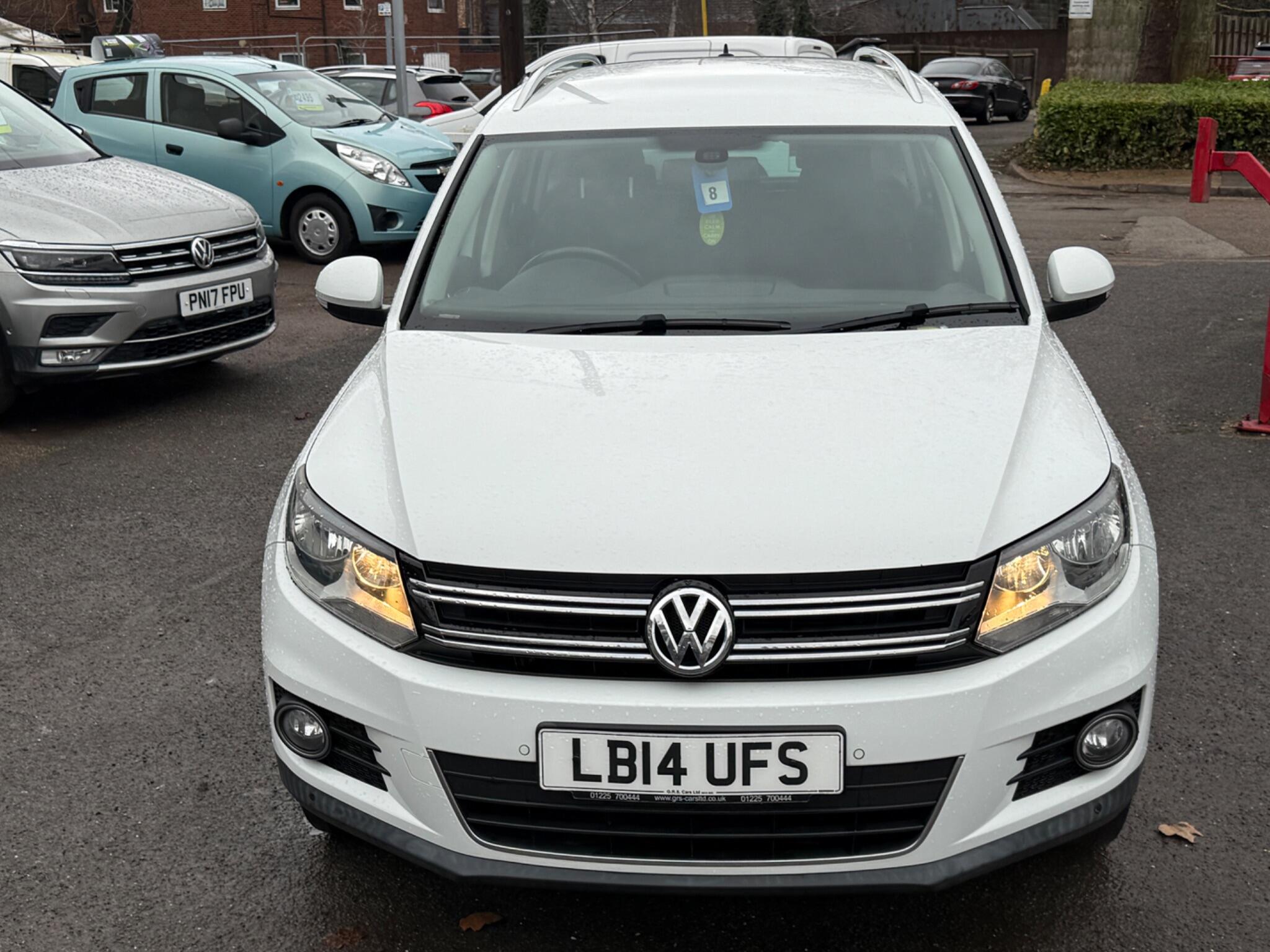 Volkswagen Tiguan - Image 8