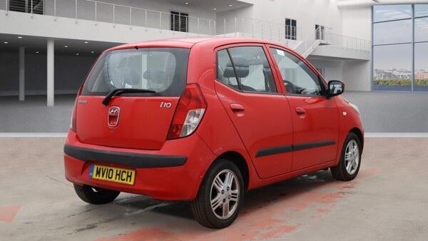 Hyundai i10 view 4