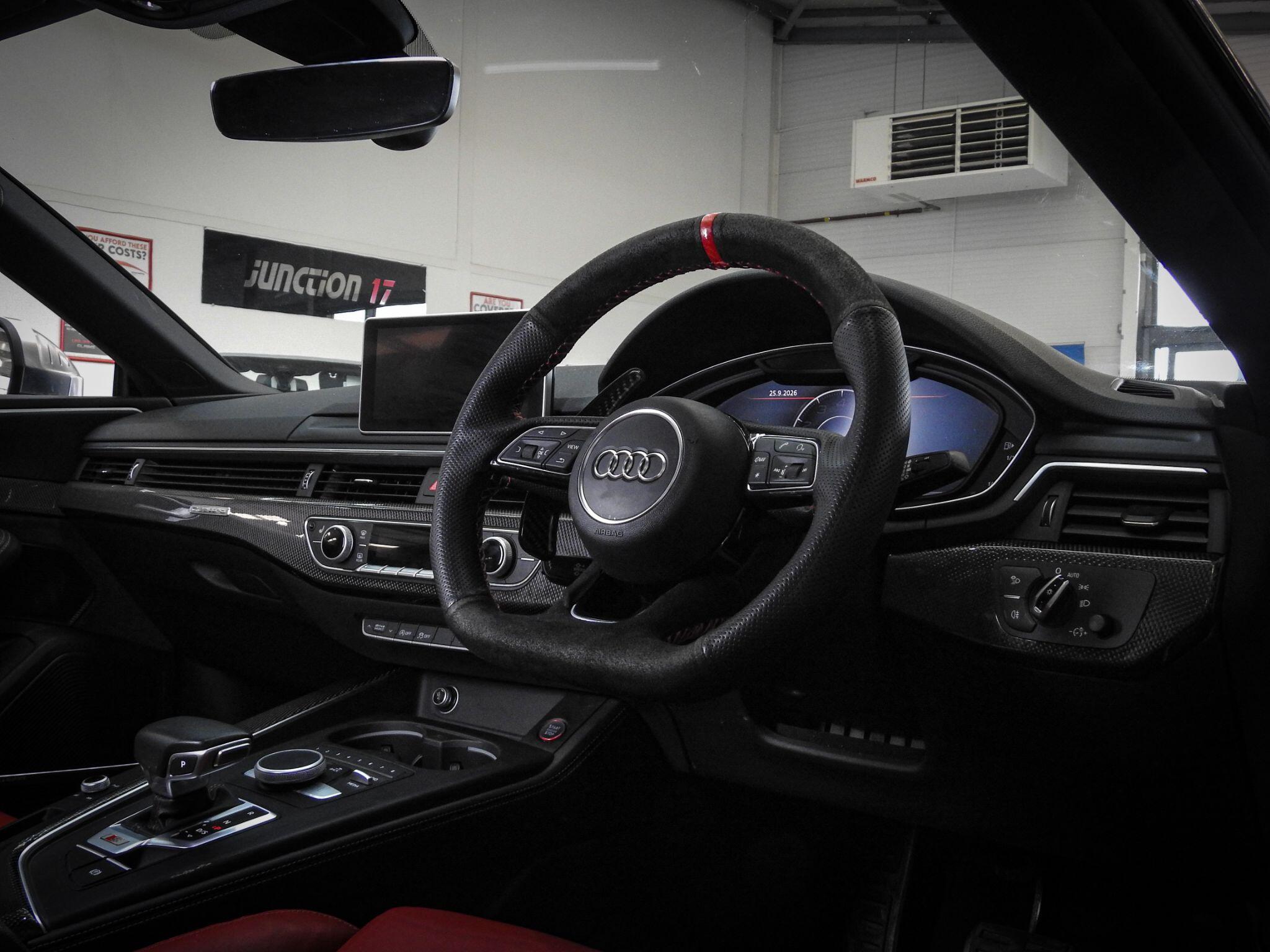 Audi S5 view 24