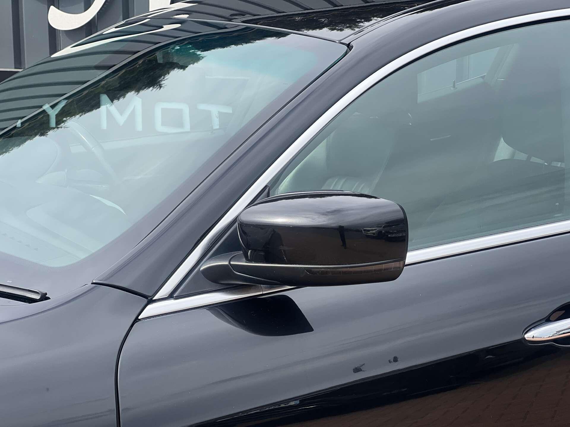 Maserati Ghibli view 15
