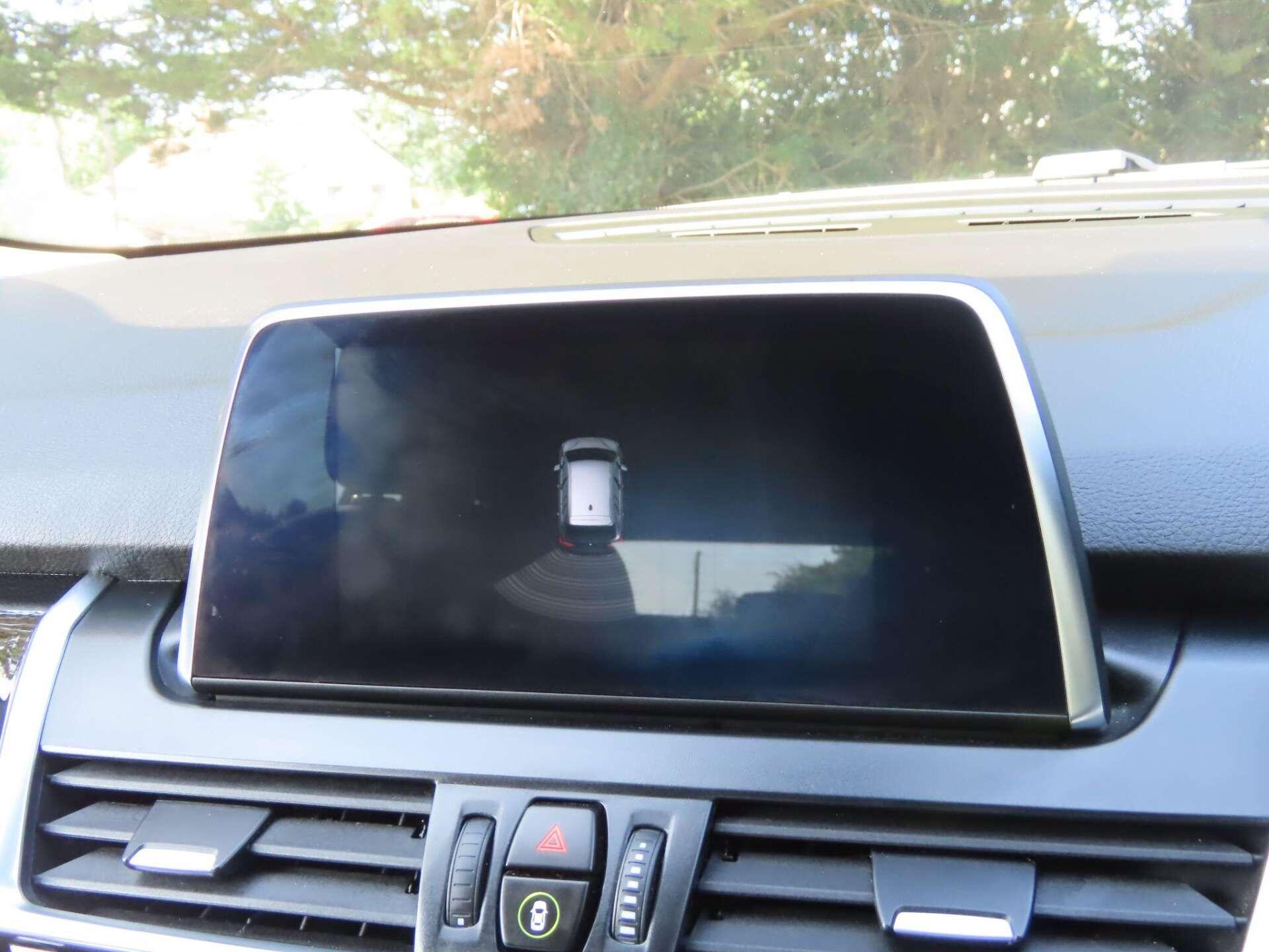 BMW 2 Series view 12