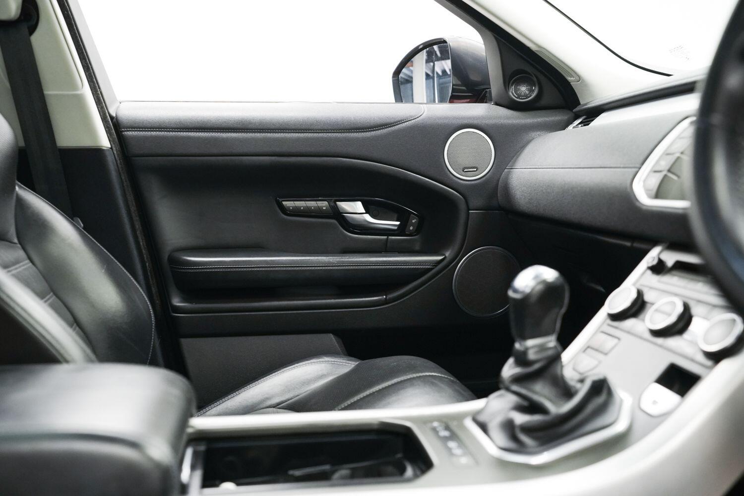 Land Rover Range Rover Evoque view 14