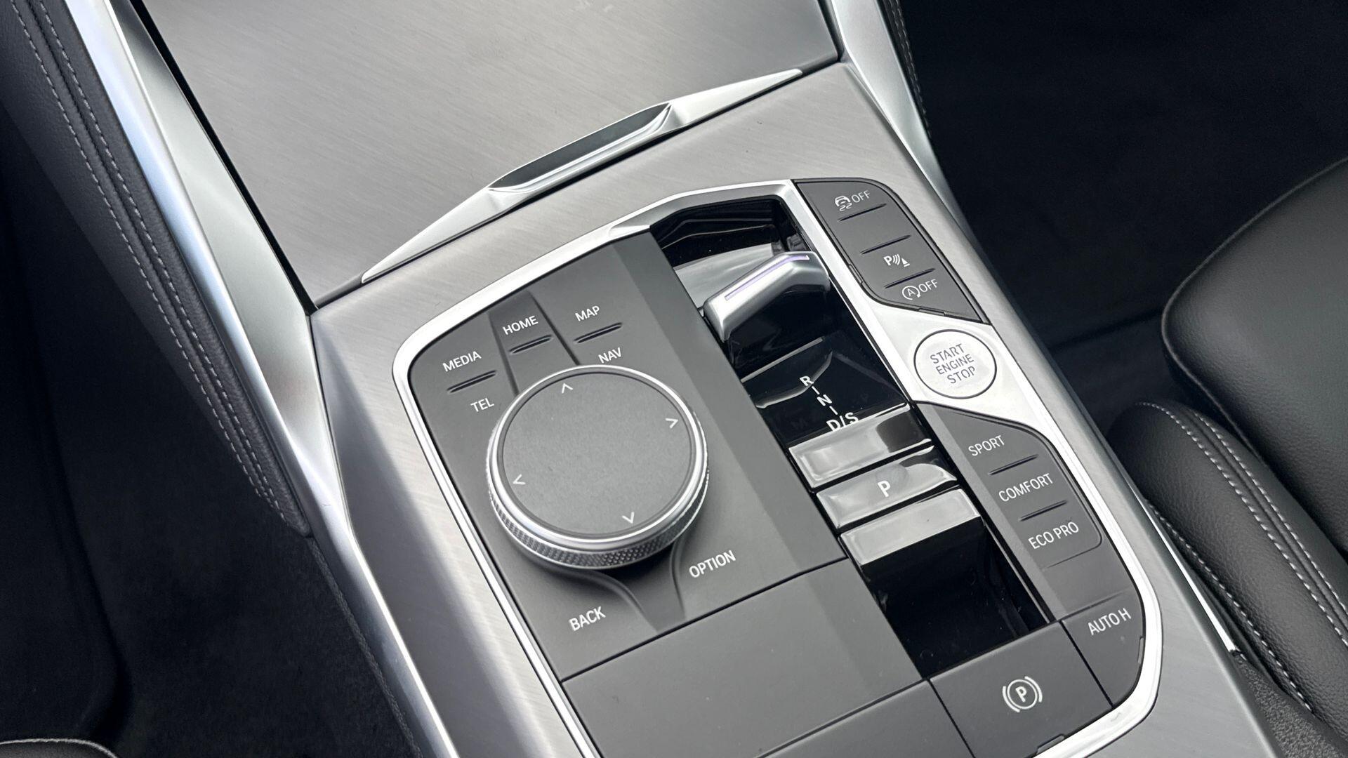 BMW 2 Series view 10