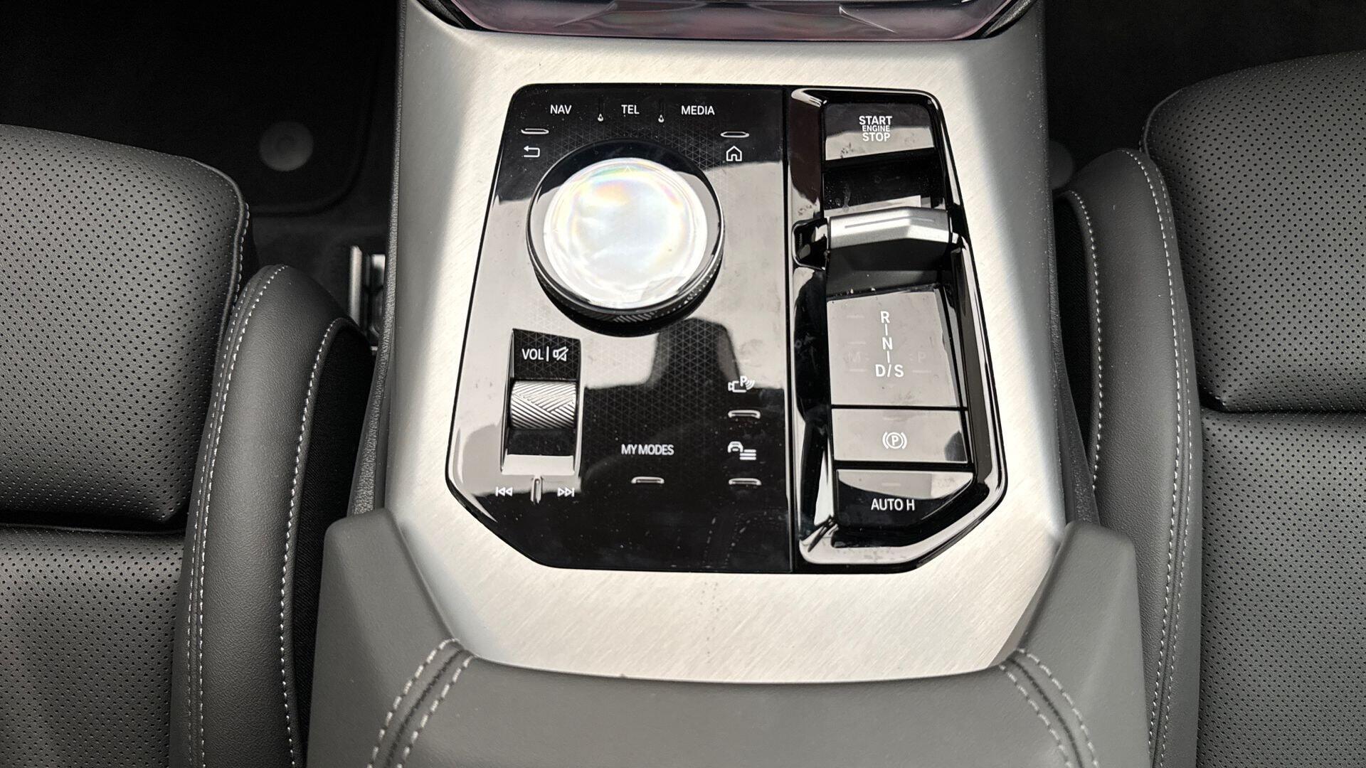 BMW X3 view 10