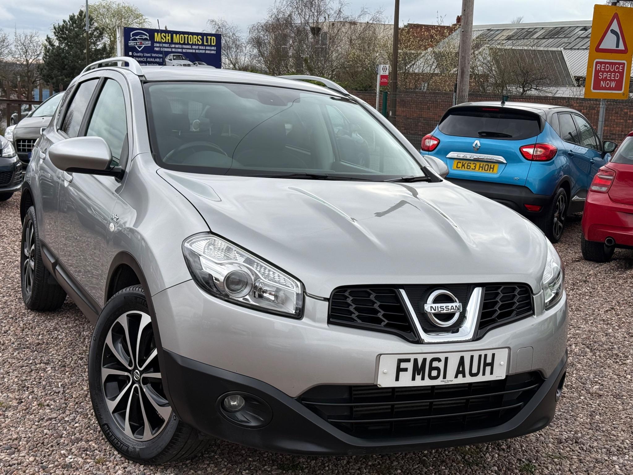 2011 Nissan Qashqai in Silver for sale