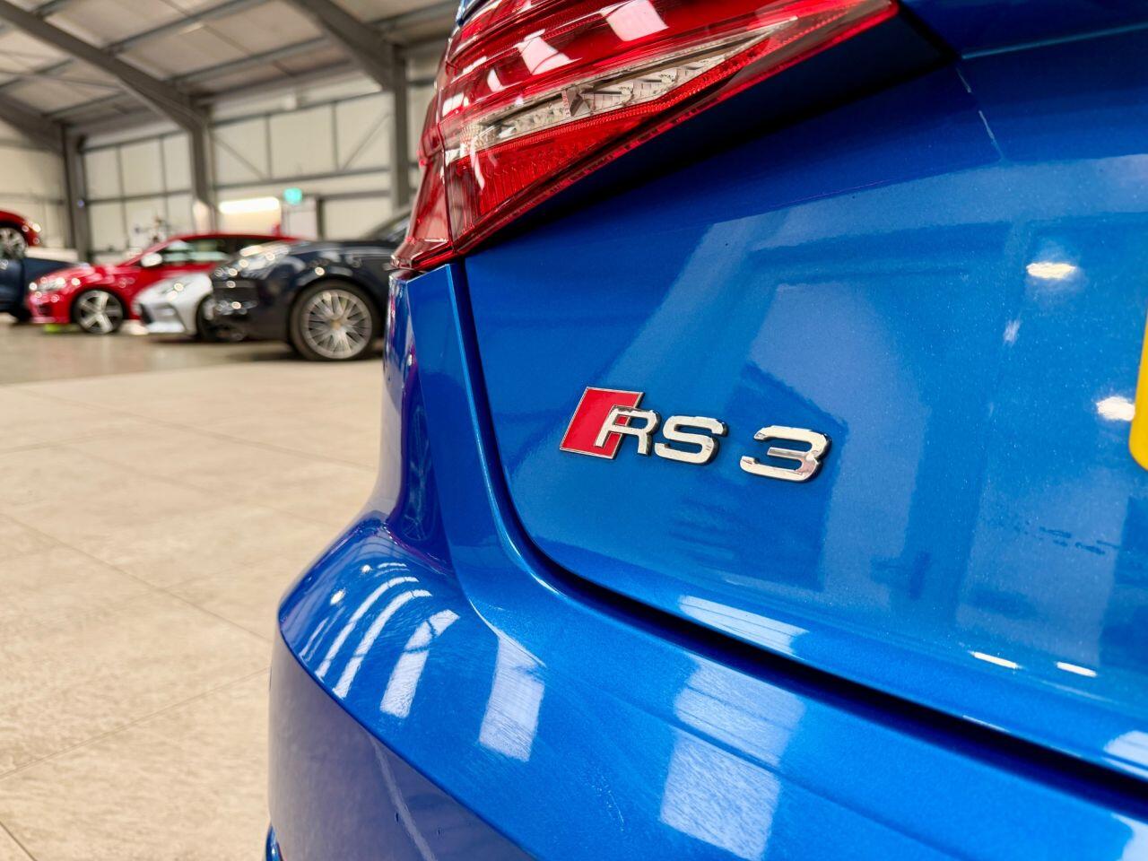 Audi RS3 view 34