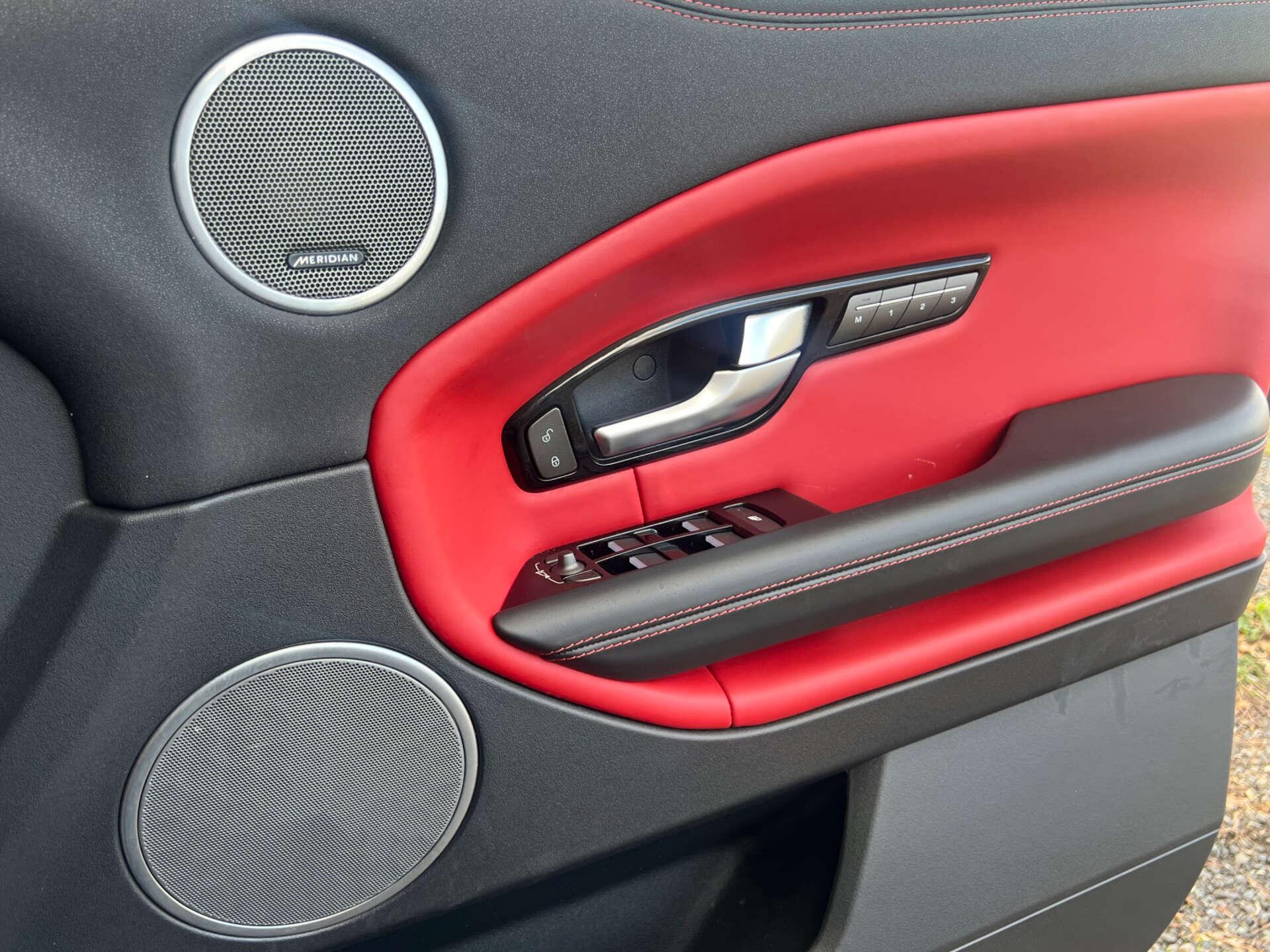 Land Rover Range Rover Evoque view 40