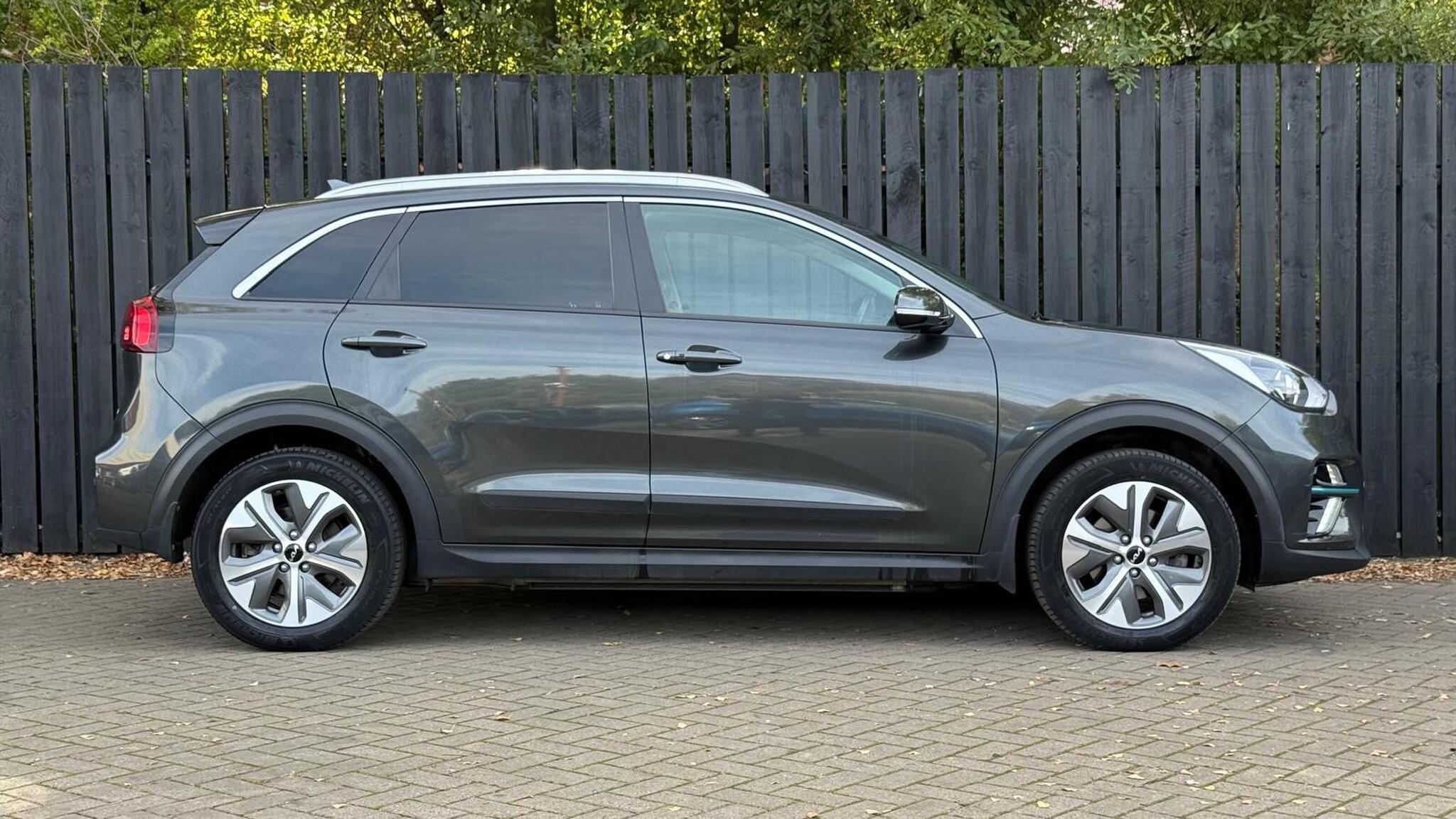 Kia Niro view 11