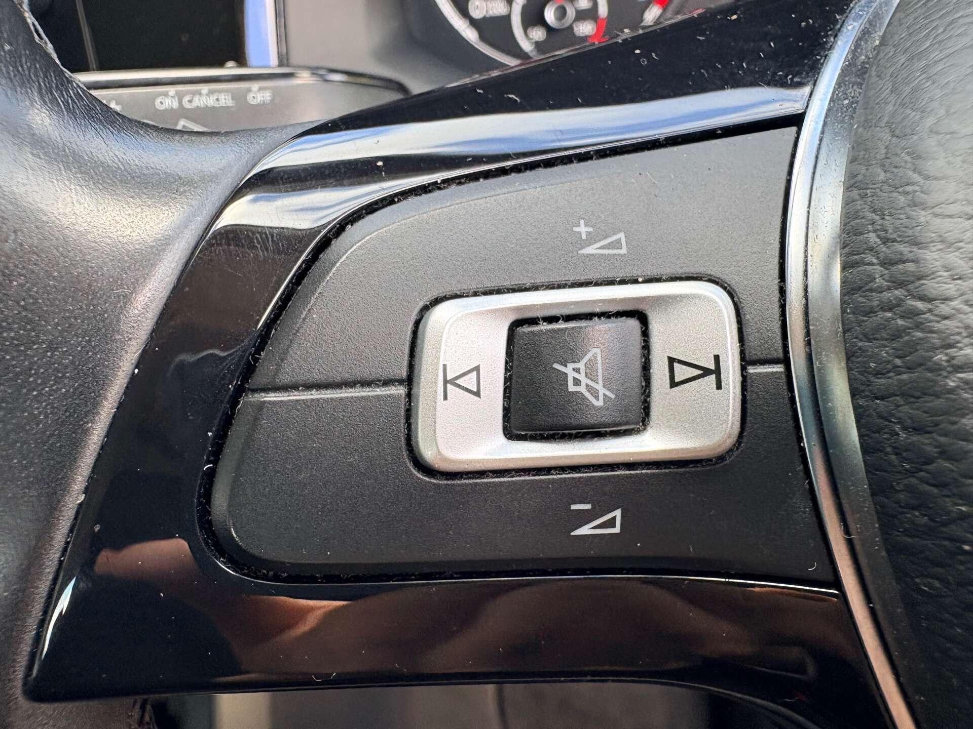 Volkswagen Polo view 17