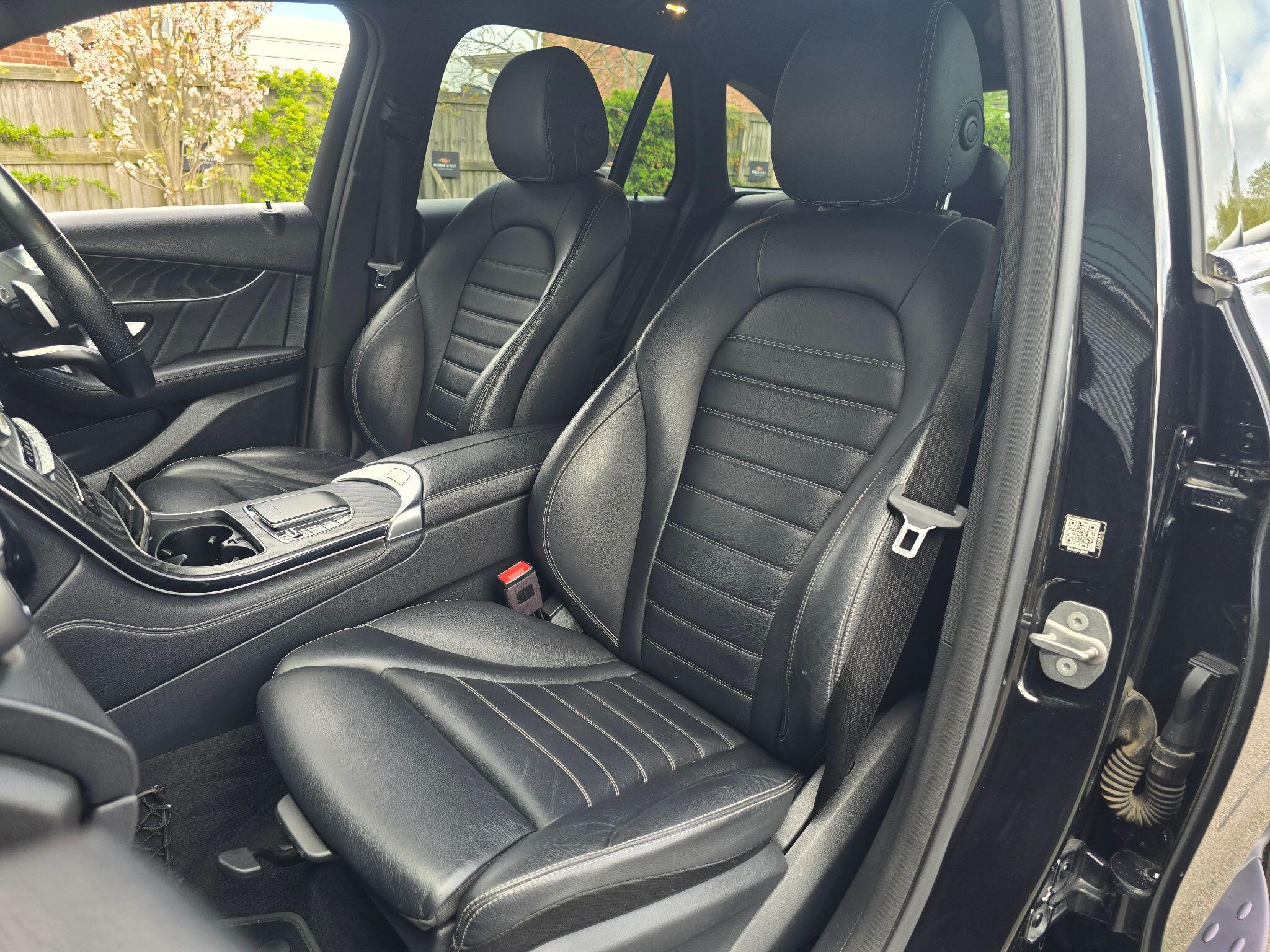 Mercedes-Benz GLC view 44