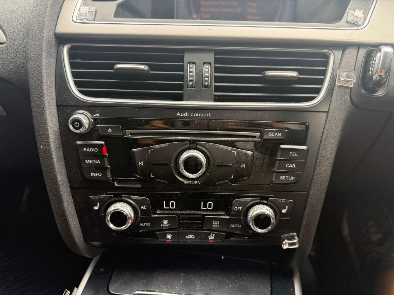 Audi A4 view 16