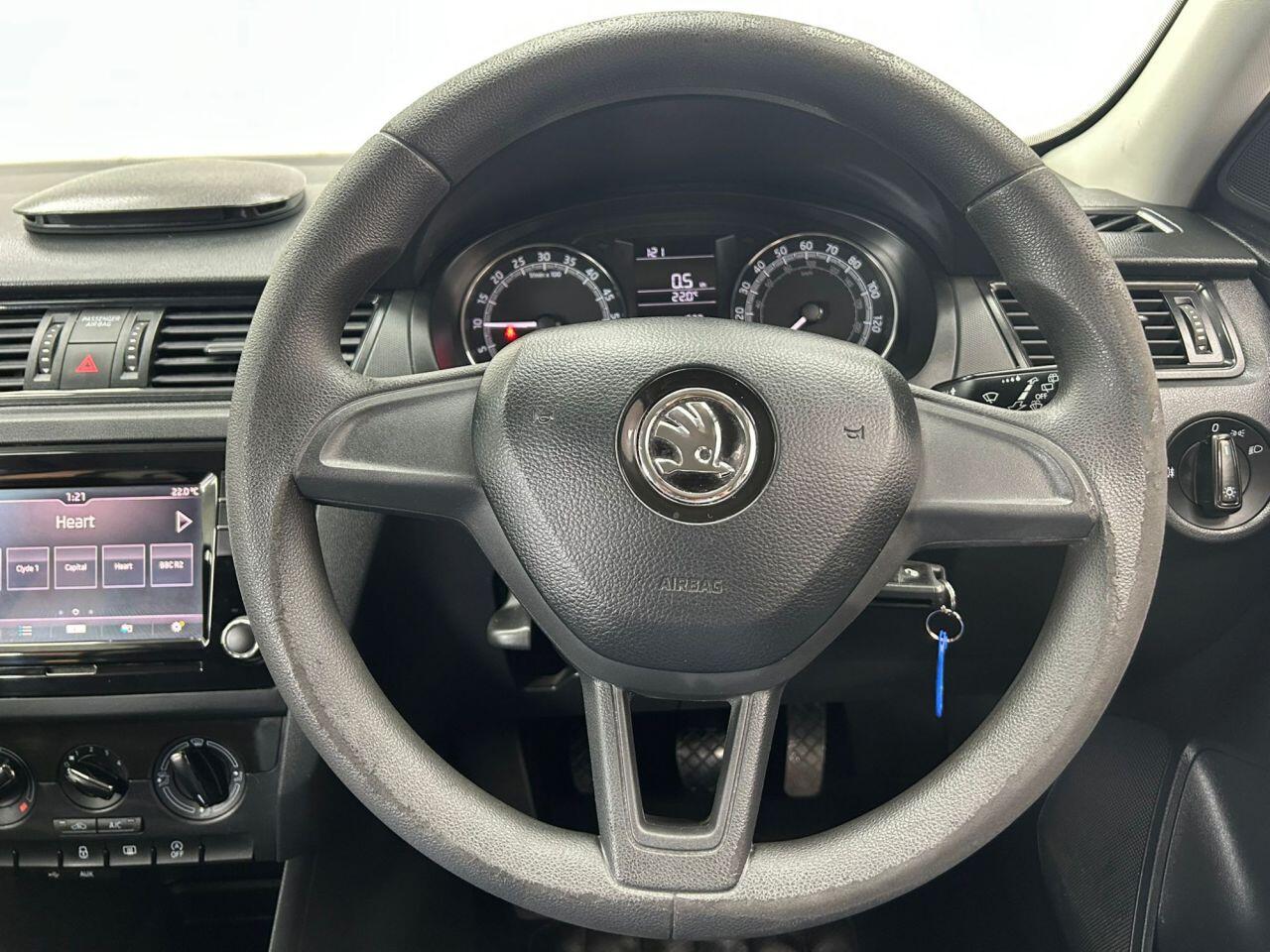 Skoda Rapid view 17
