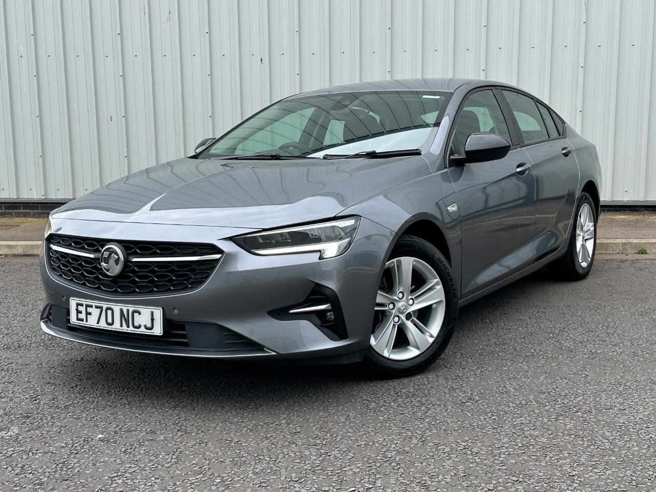 Vauxhall Insignia view 2