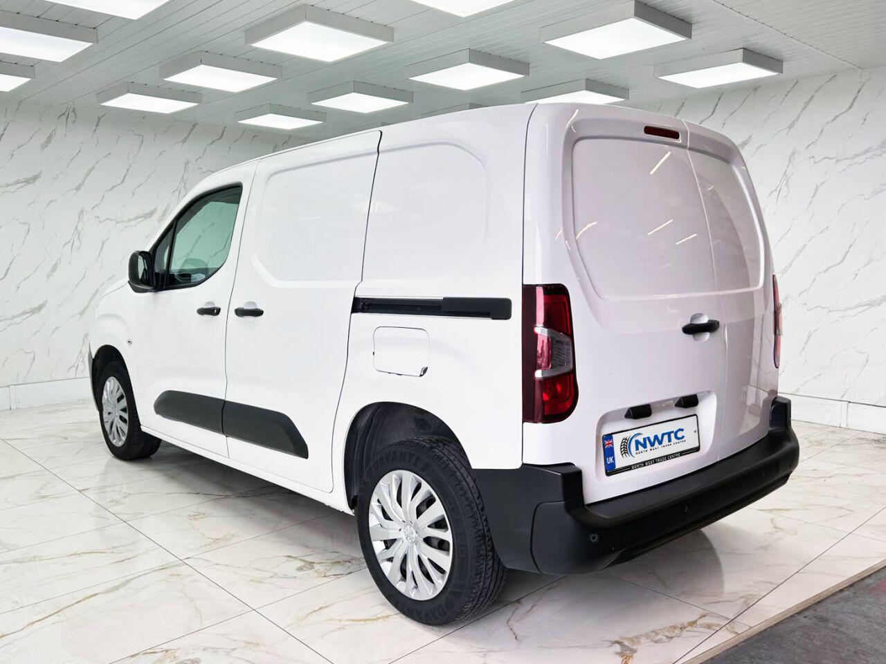 Peugeot Partner view 8