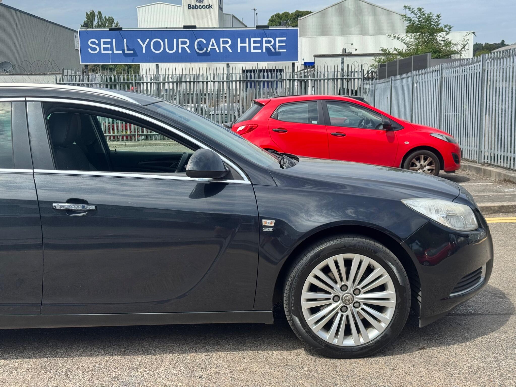 Vauxhall Insignia view 19