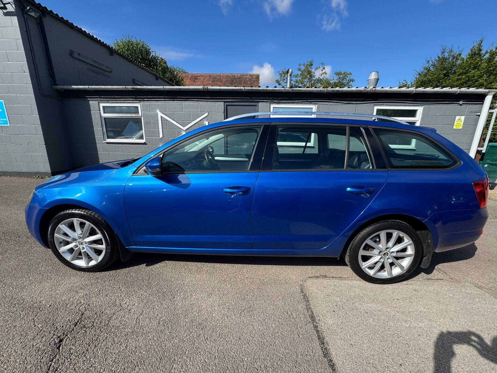 Skoda Octavia view 7