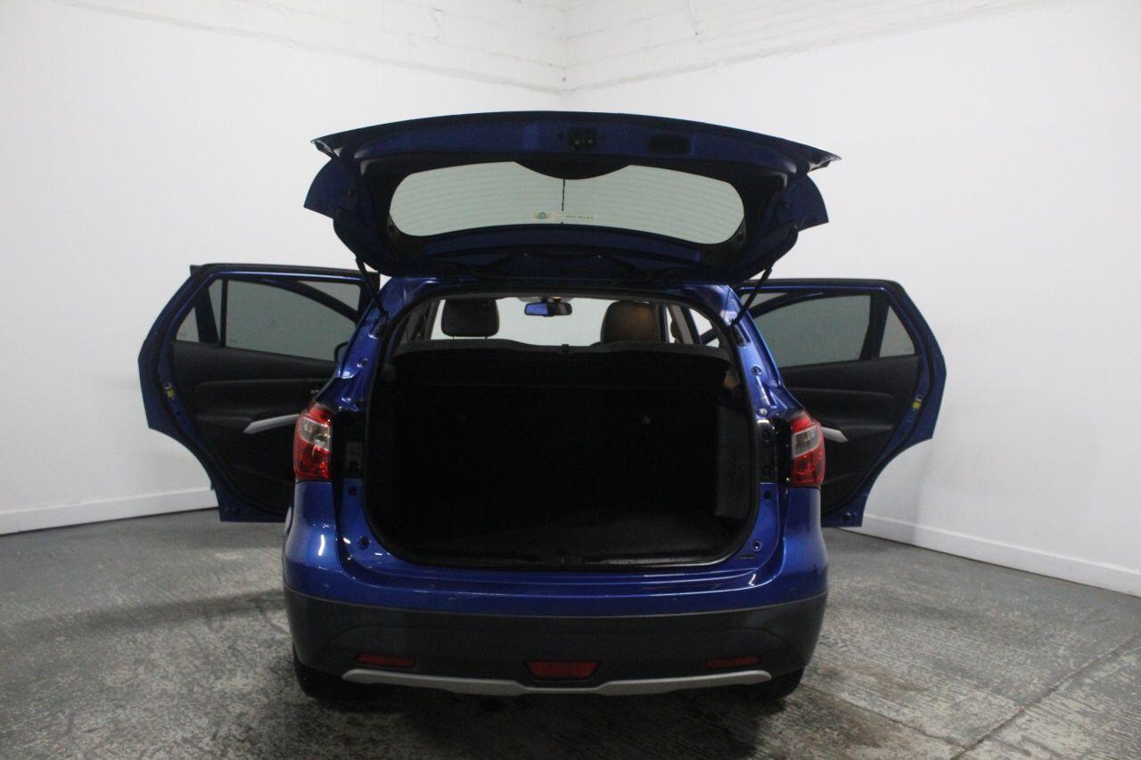 Suzuki SX4 S-Cross view 24