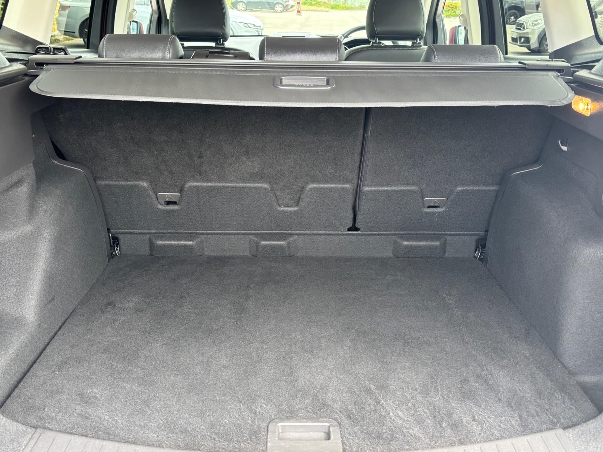 Ford Kuga view 26